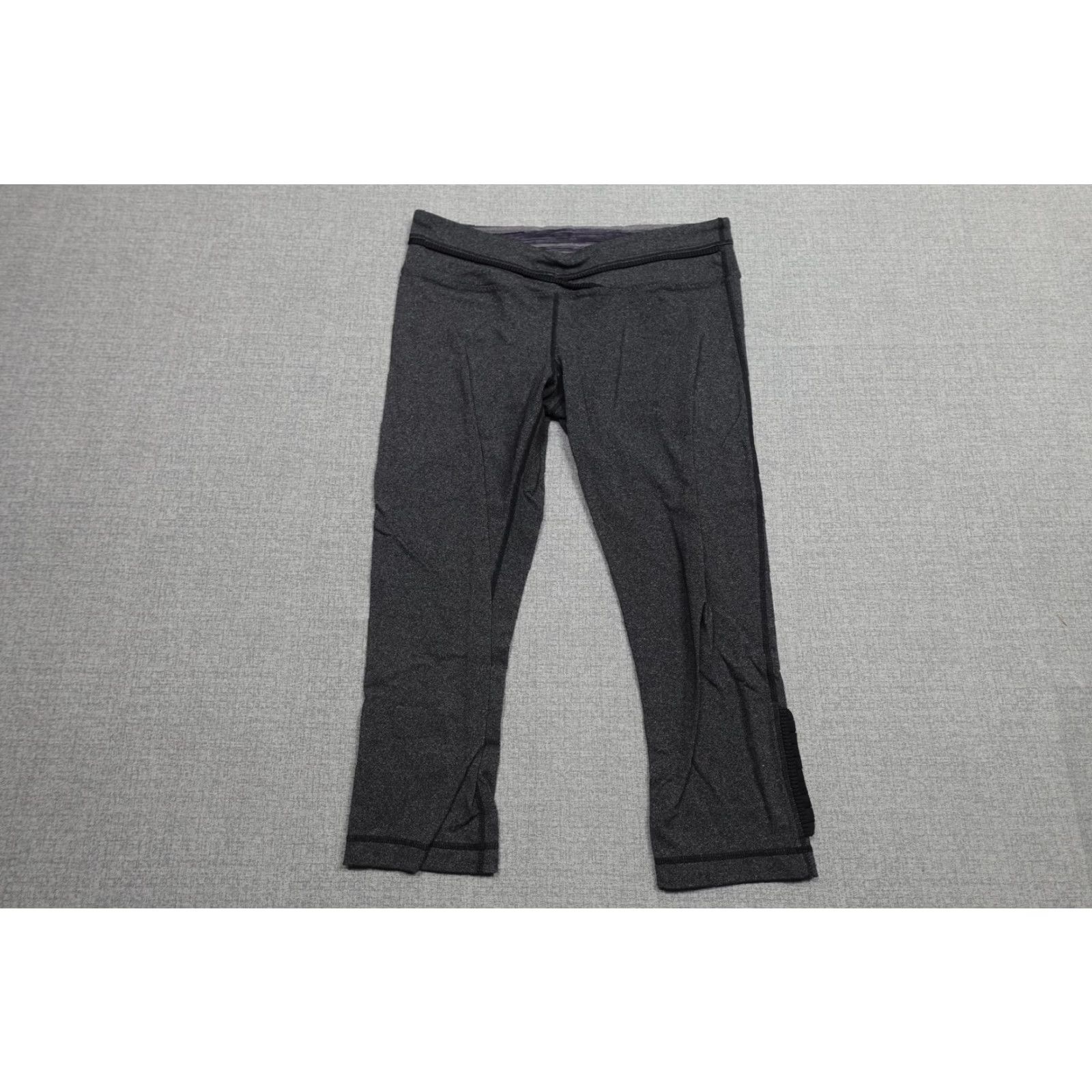 Lululemon Lululemon Capri Leggings Womens 8 Gray Knit Stretch Ankle Slit Yoga Running Cropped Activewear Womens Slim Fit Size 30" / US 8 / IT 44 - 4 Thumbnail