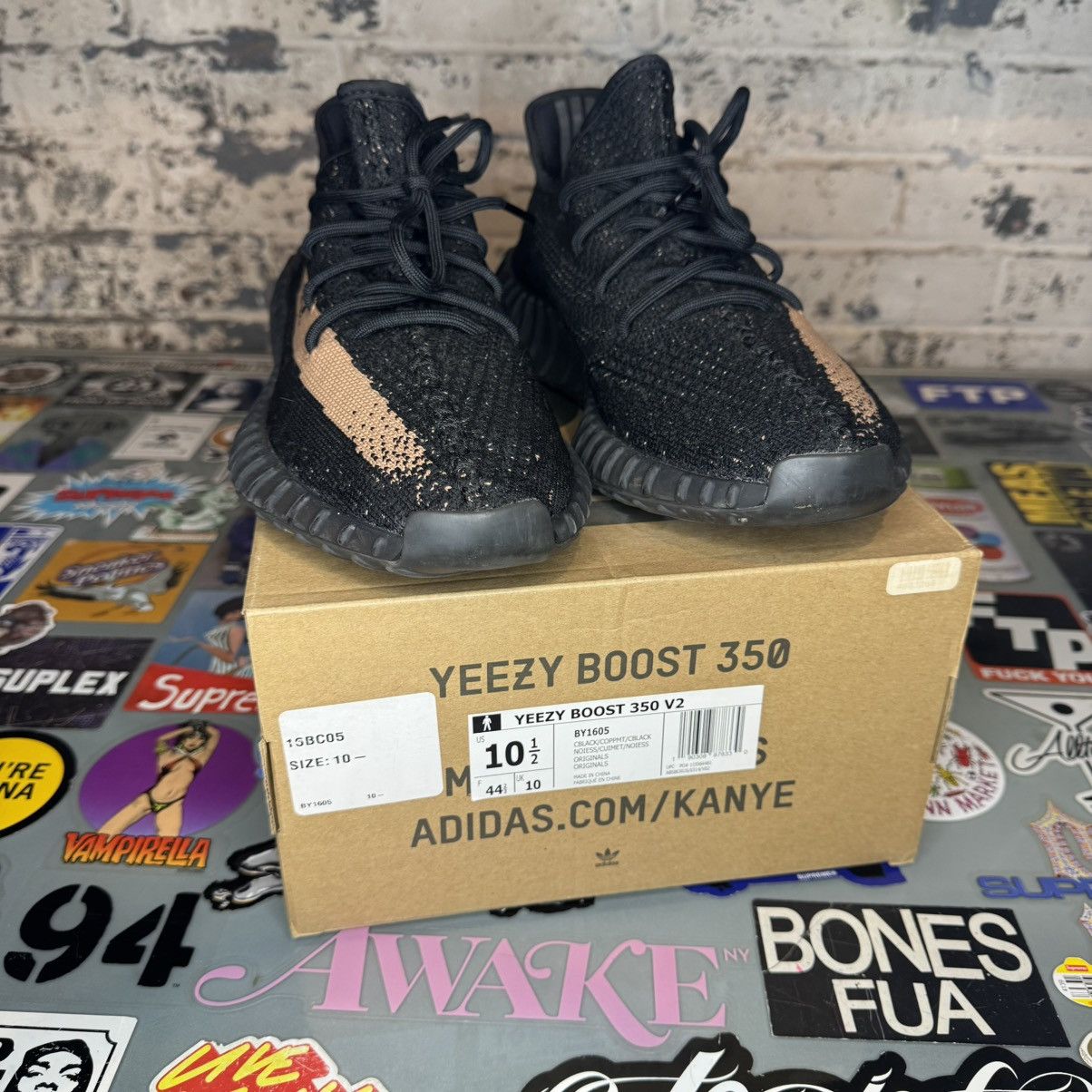 Adidas × Yeezy Adidas Yeezy Boost 350 V2 Core Black Copper Sz 10.5 Used Size US 10.5 / EU 43-44 - 7 Thumbnail
