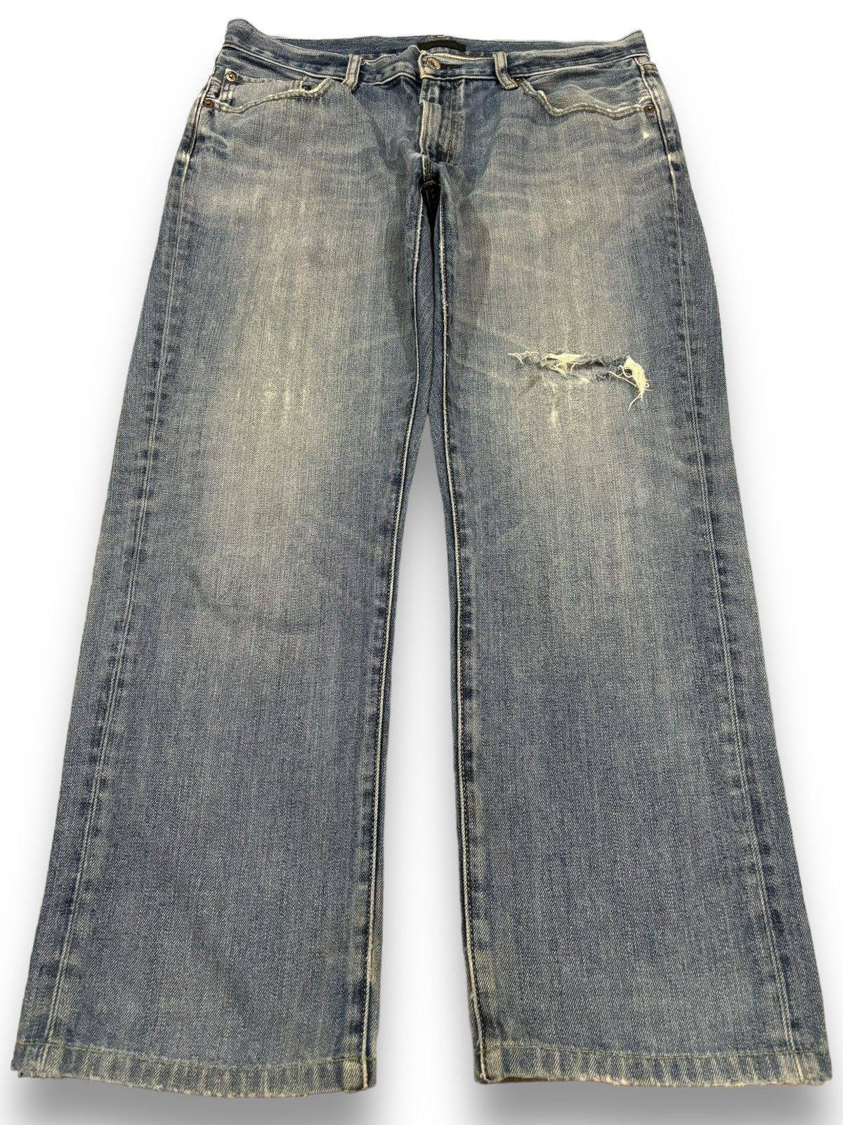 Uniqlo Vintage Y2K Uniqlo Blue Wash Loose Fit Distressed Jeans Size US 35 - 1 Thumbnail
