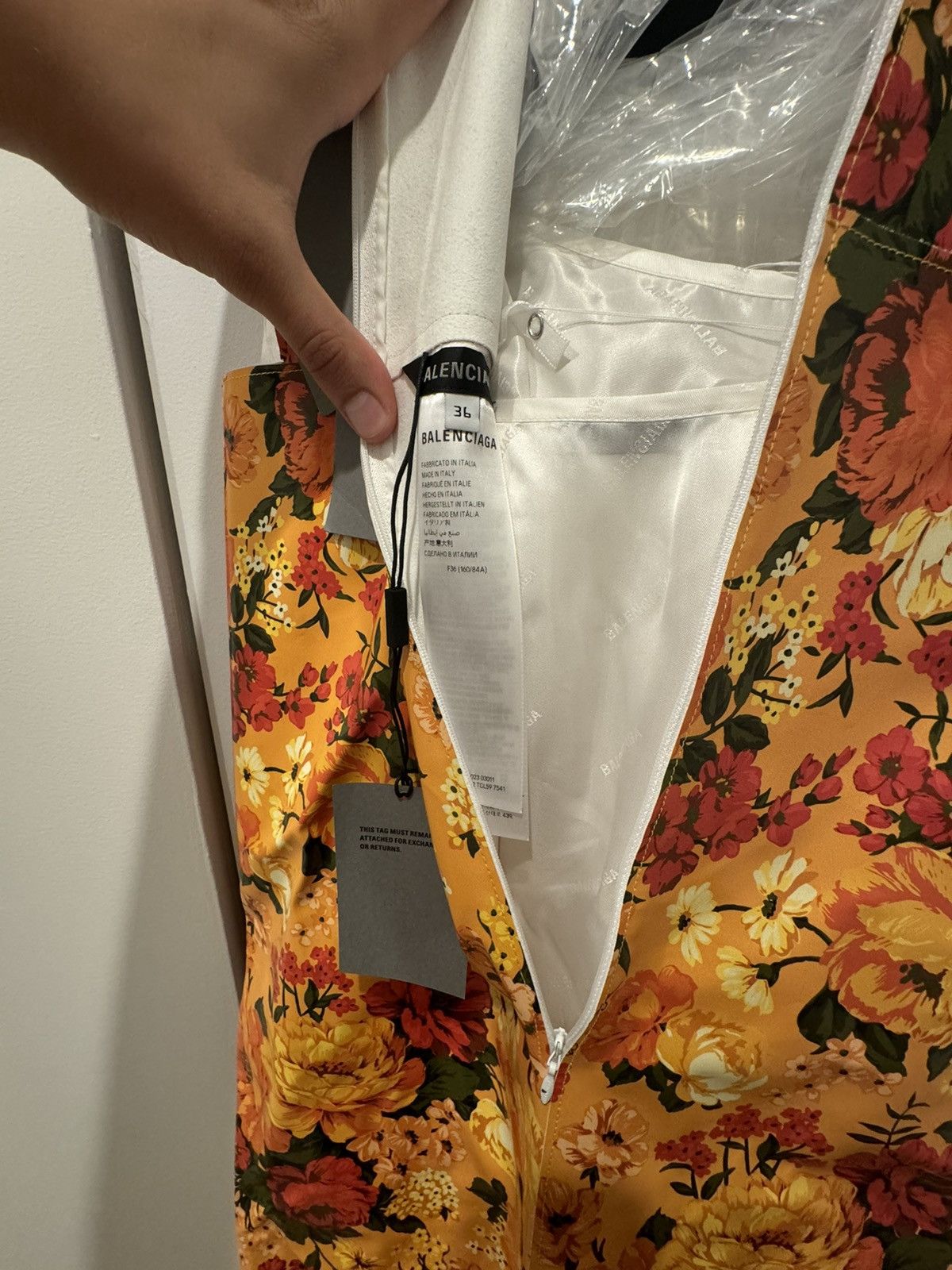 Balenciaga BALENCIAGA RUNWAY FLORAL MAXI DRESS Size XS / US 0-2 / IT 36-38 - 5 Thumbnail
