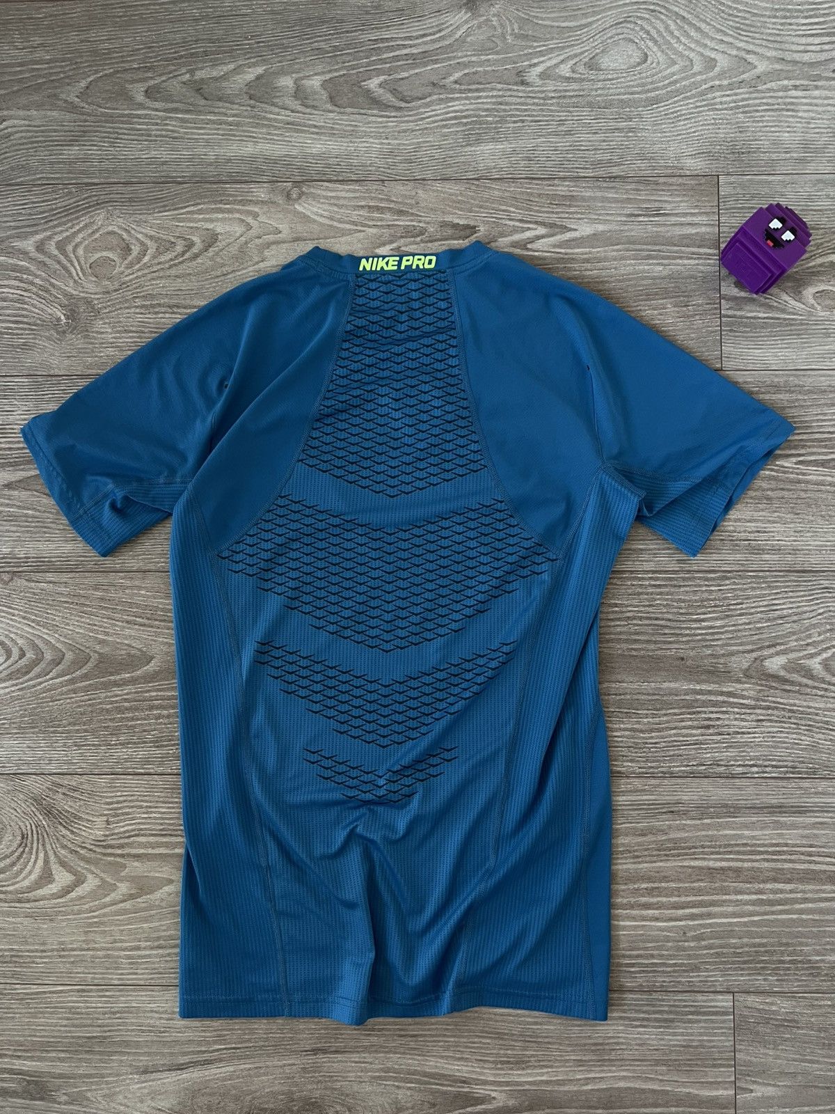 Nike ‼️Nike Pro Combat Hypercool Pitted Onyx Tyle Gym T-Shirt‼️ Size US S / EU 44-46 / 1 - 24 Thumbnail