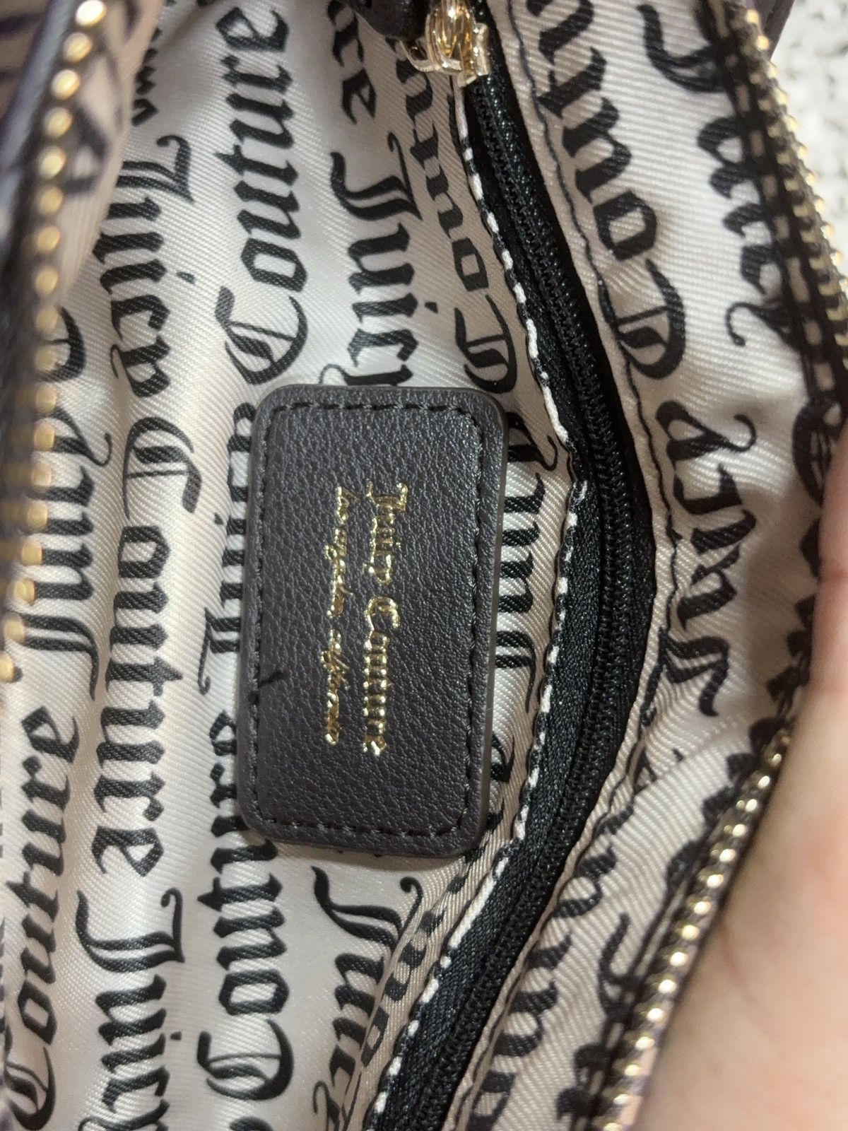 Juicy Couture Vintage Y2K Juicy Couture Brown Quilted Leather Shoulder Bag Size ONE SIZE - 8 Thumbnail