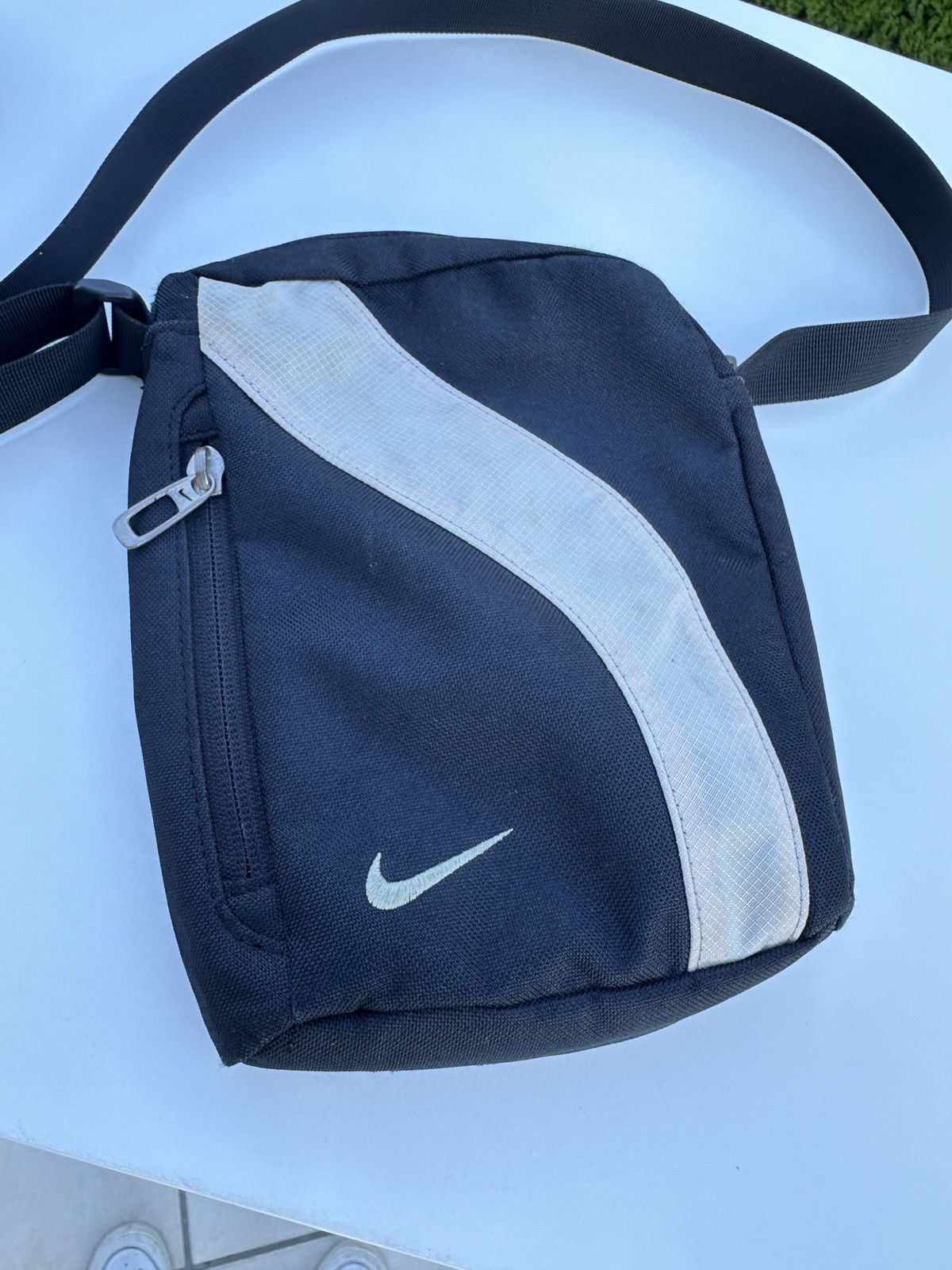 Nike Vintage y2k Nike crossbody bag Size ONE SIZE - 2 Thumbnail