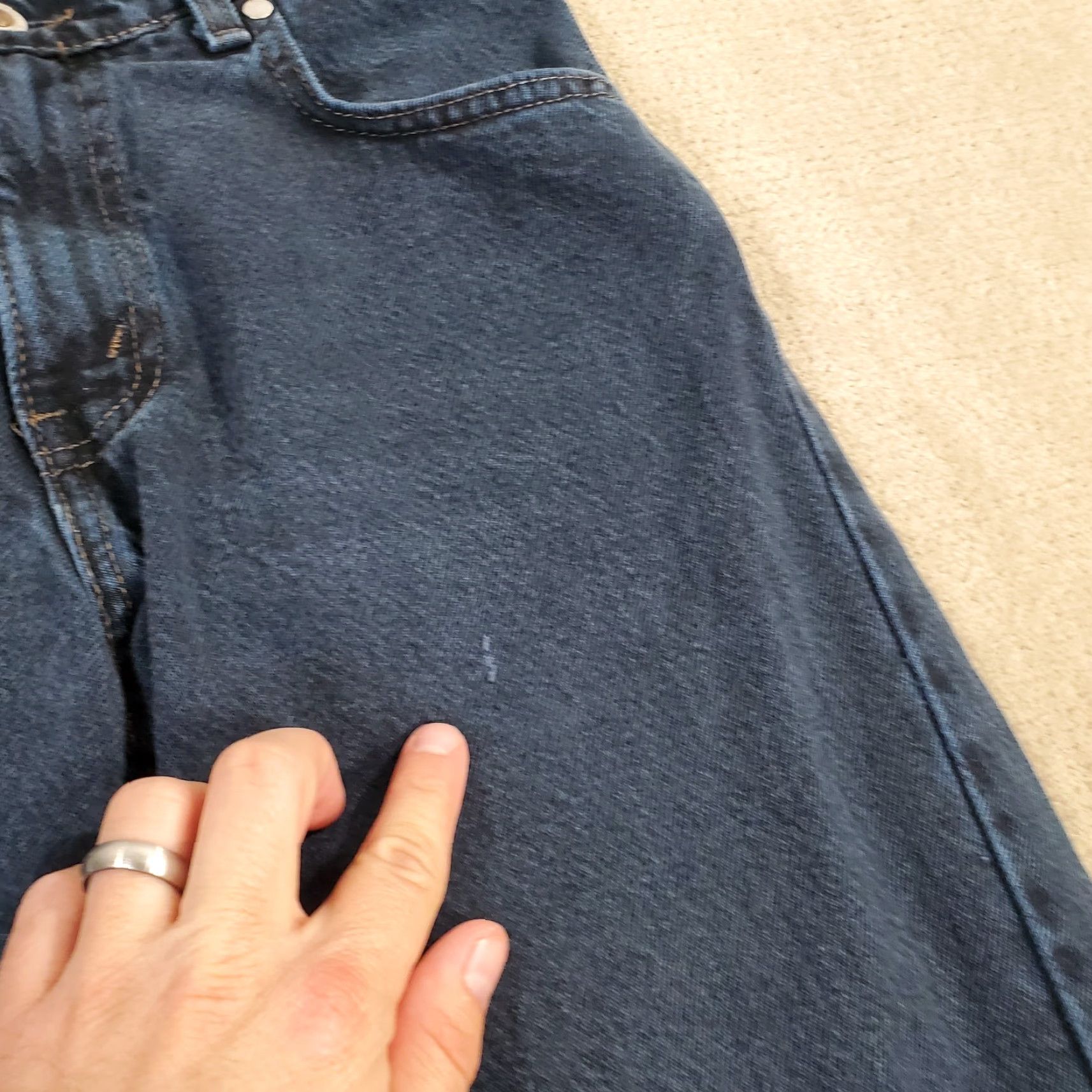 Levi's VINTAGE Levi's Silvertab Jeans Mens 27x28 Baggy Relaxed Denim Blue 80s 90s Pockets Distressed Wide-Leg Mens Size US 27 - 3 Thumbnail