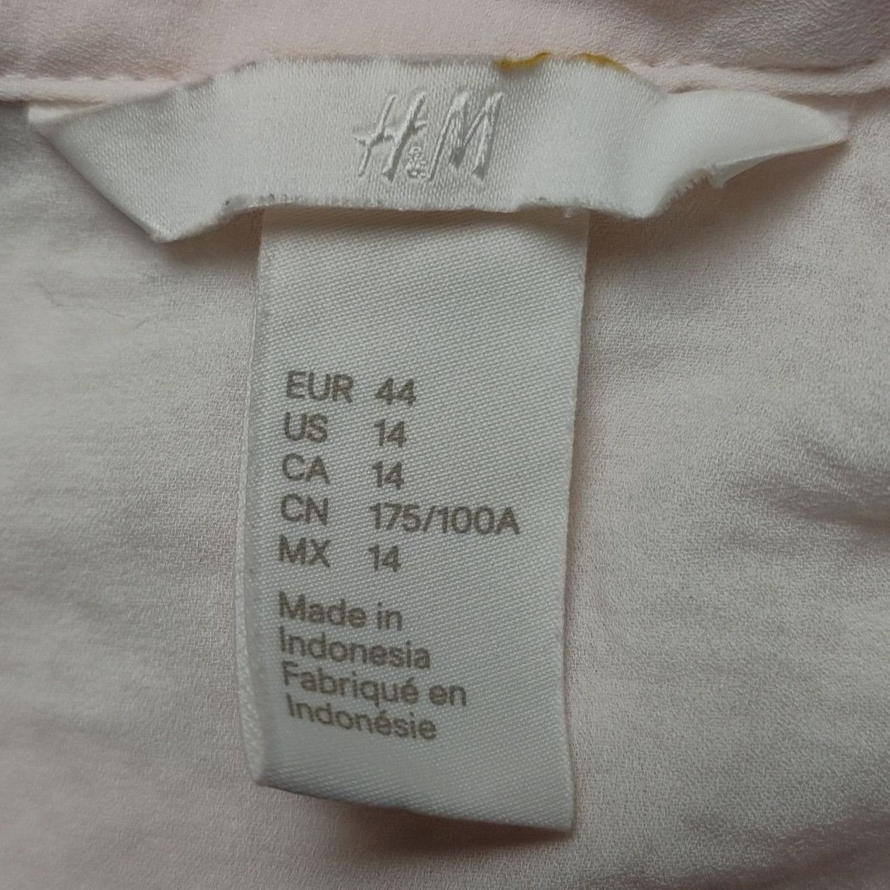 H&M H&M Women's White Long Sleeve Button Up Collared Top 14/LG Size L / US 10 / IT 46 - 3 Thumbnail