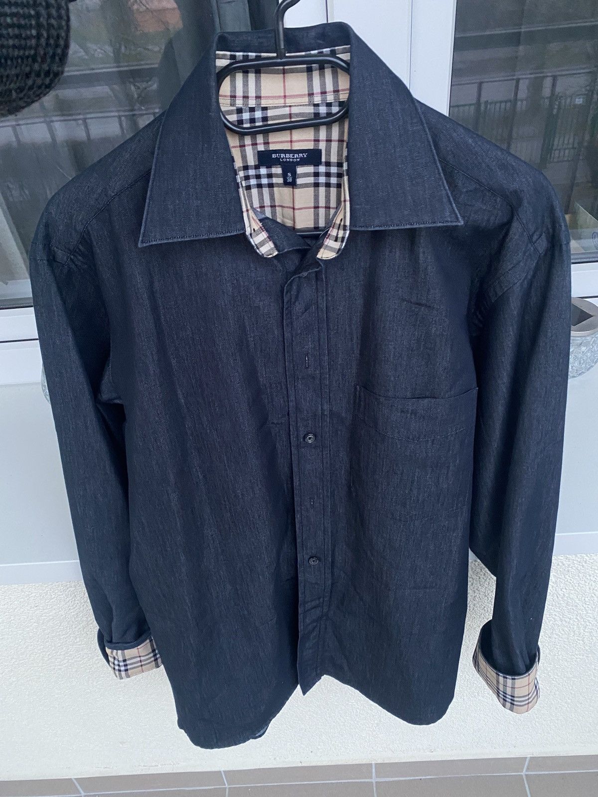 Burberry Luxury burberry navy pattern of cuffs shirt button up Size US L / EU 52-54 / 3 - 1 Thumbnail