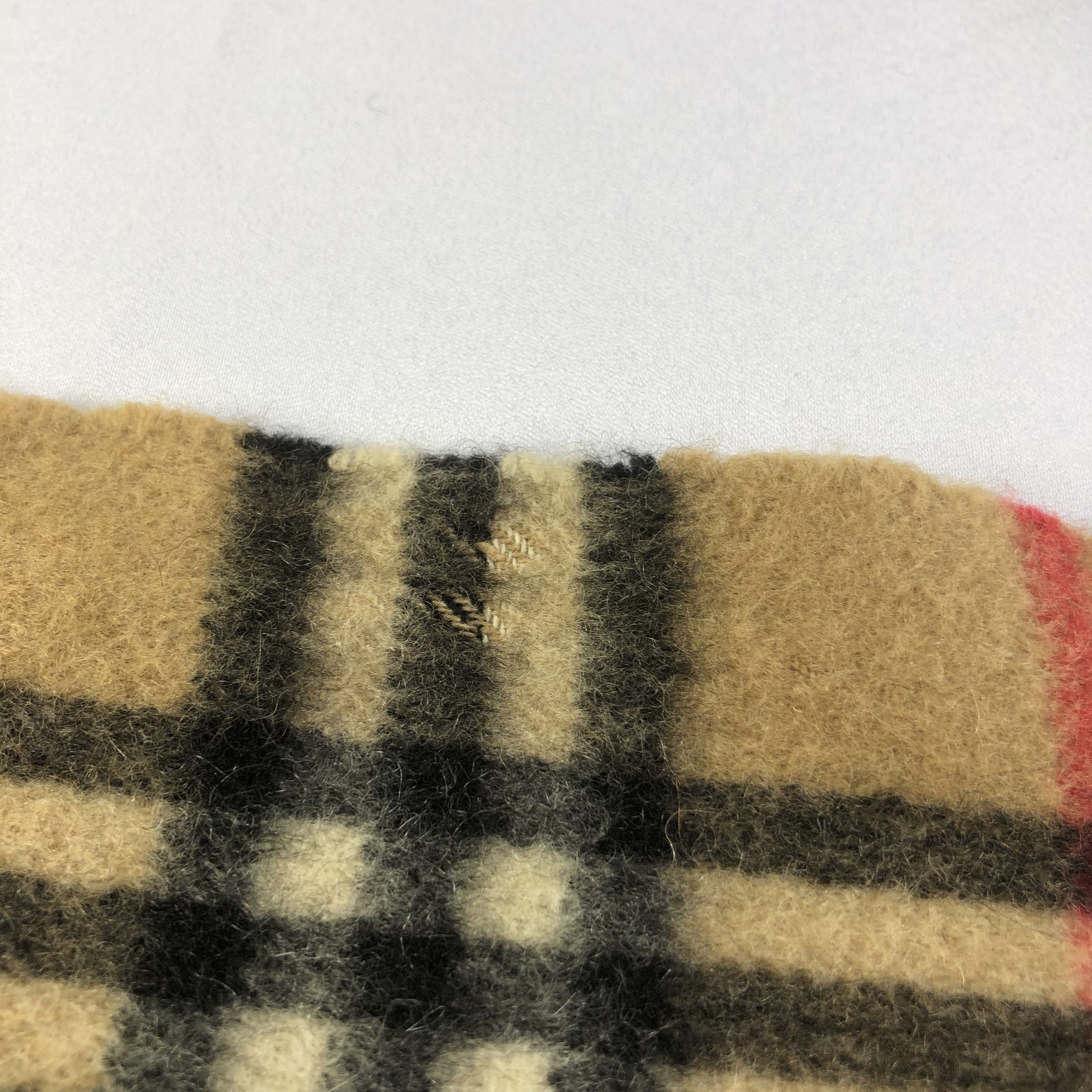 Burberry Burberrys Tan Nova Check Cashmere Scarf Muffler V1667 Size ONE SIZE - 16 Thumbnail