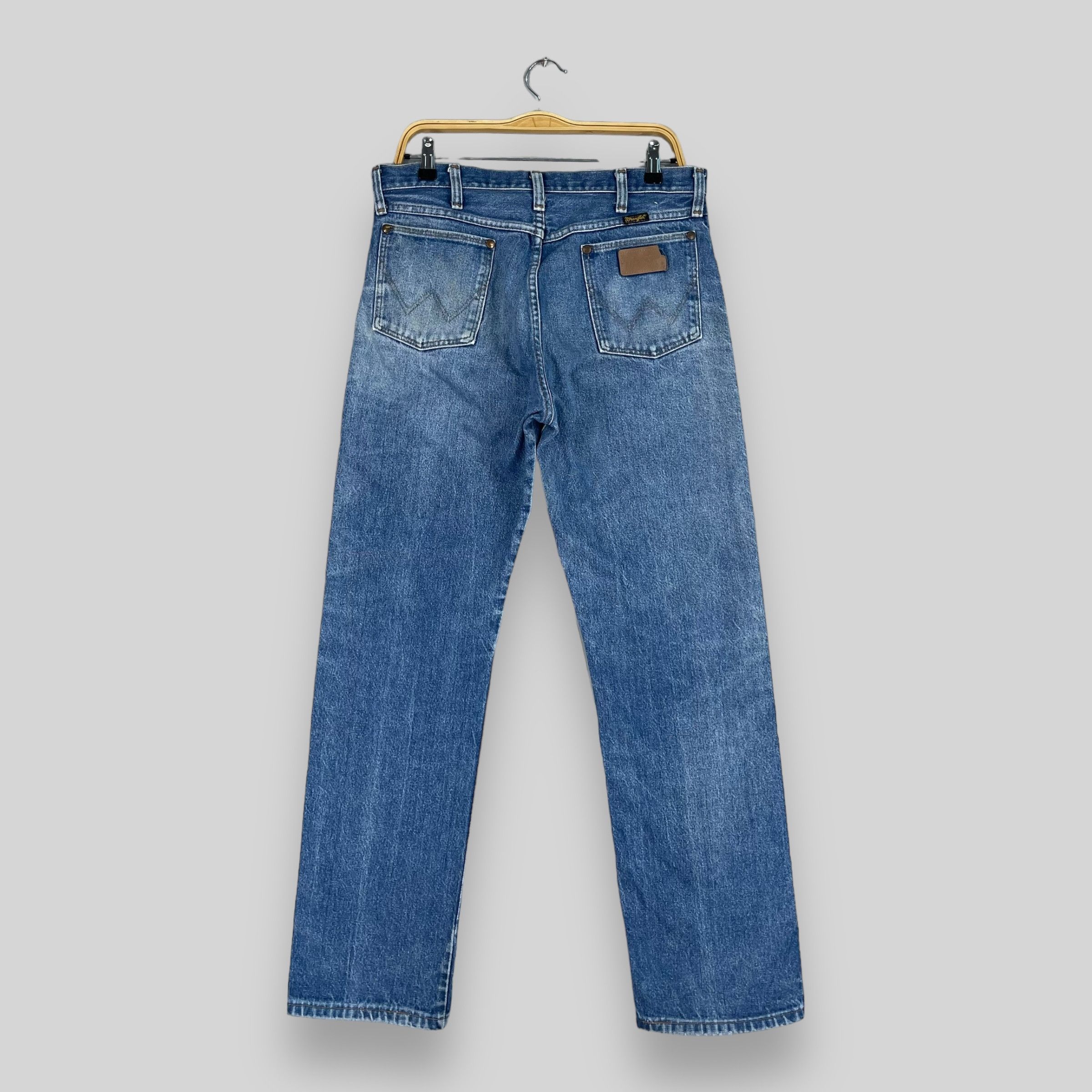 Vintage × Wrangler W32 L31 Vintage Wrangler Dirty High Rise Mid Wash Jeans Size US 32 / EU 48 - 7 Thumbnail