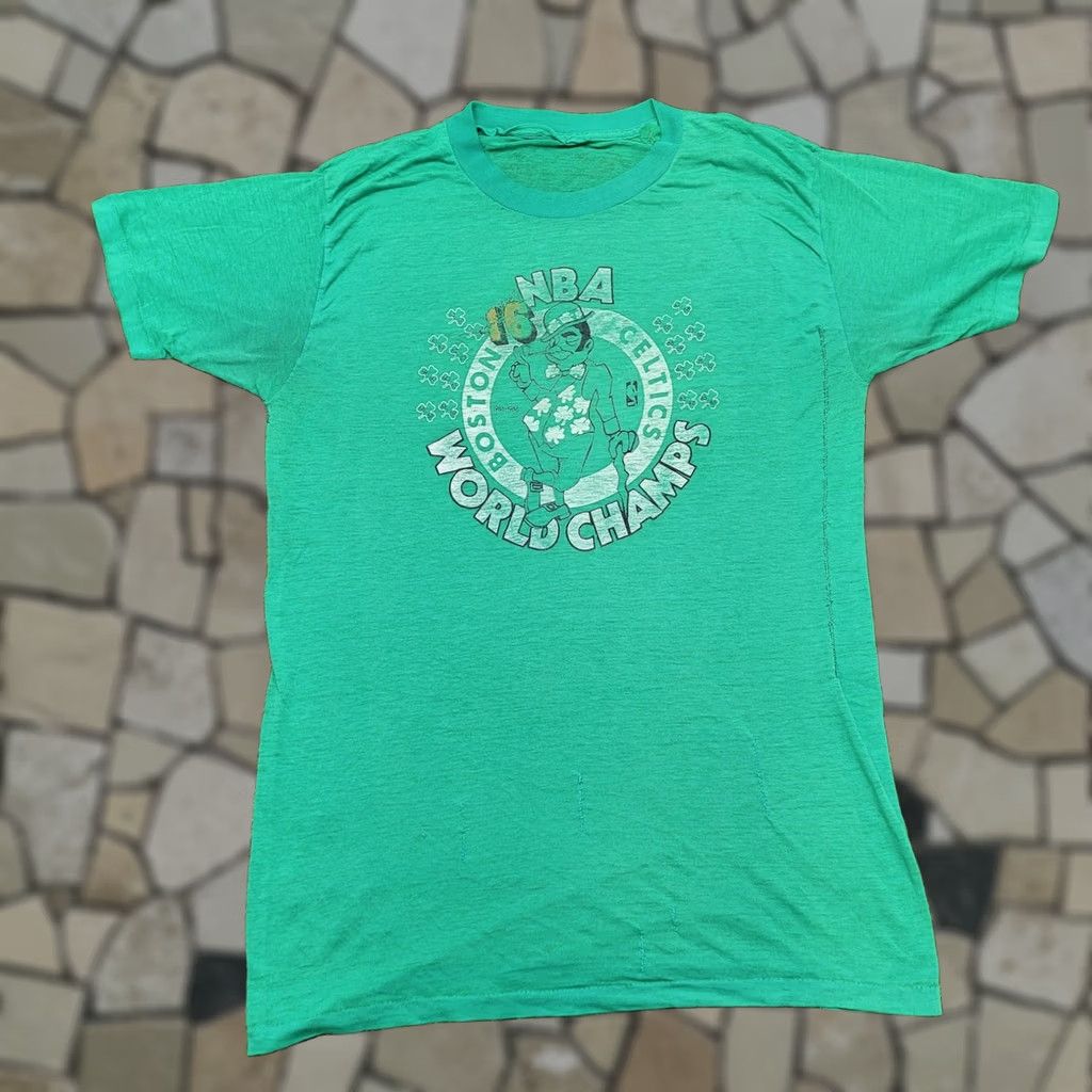 Vintage VTG 80s 1986 Boston Celtics Shirt - Vintage Green Paper Thin Single Stitch Larry Bird Era XL Size US XL / EU 56 / 4 - 1 Thumbnail