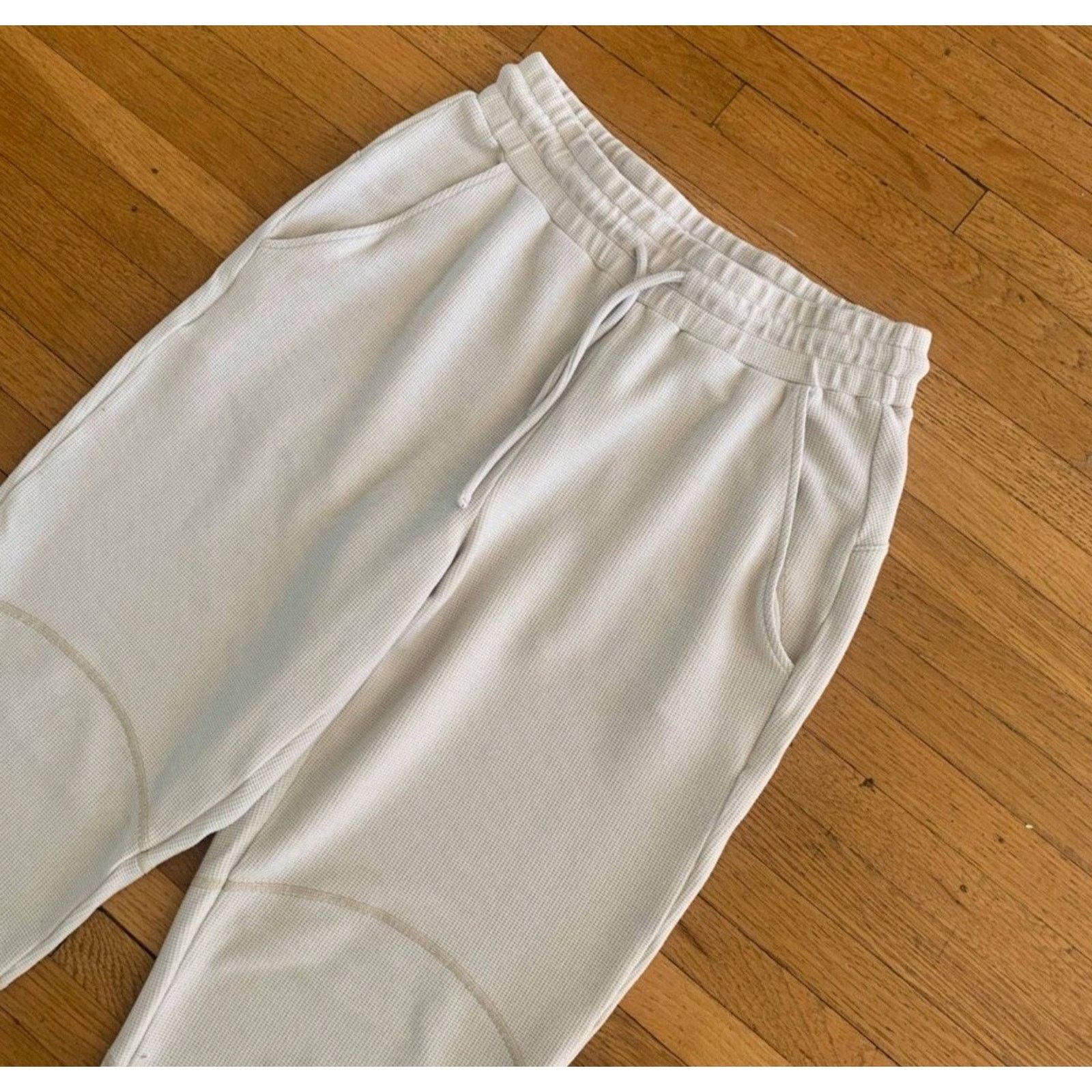Alo Women’s alo Yoga Micro Waffle Fireside Sweatpants Jogger 2XS Size 25" / US 0 / IT 36 - 7 Thumbnail
