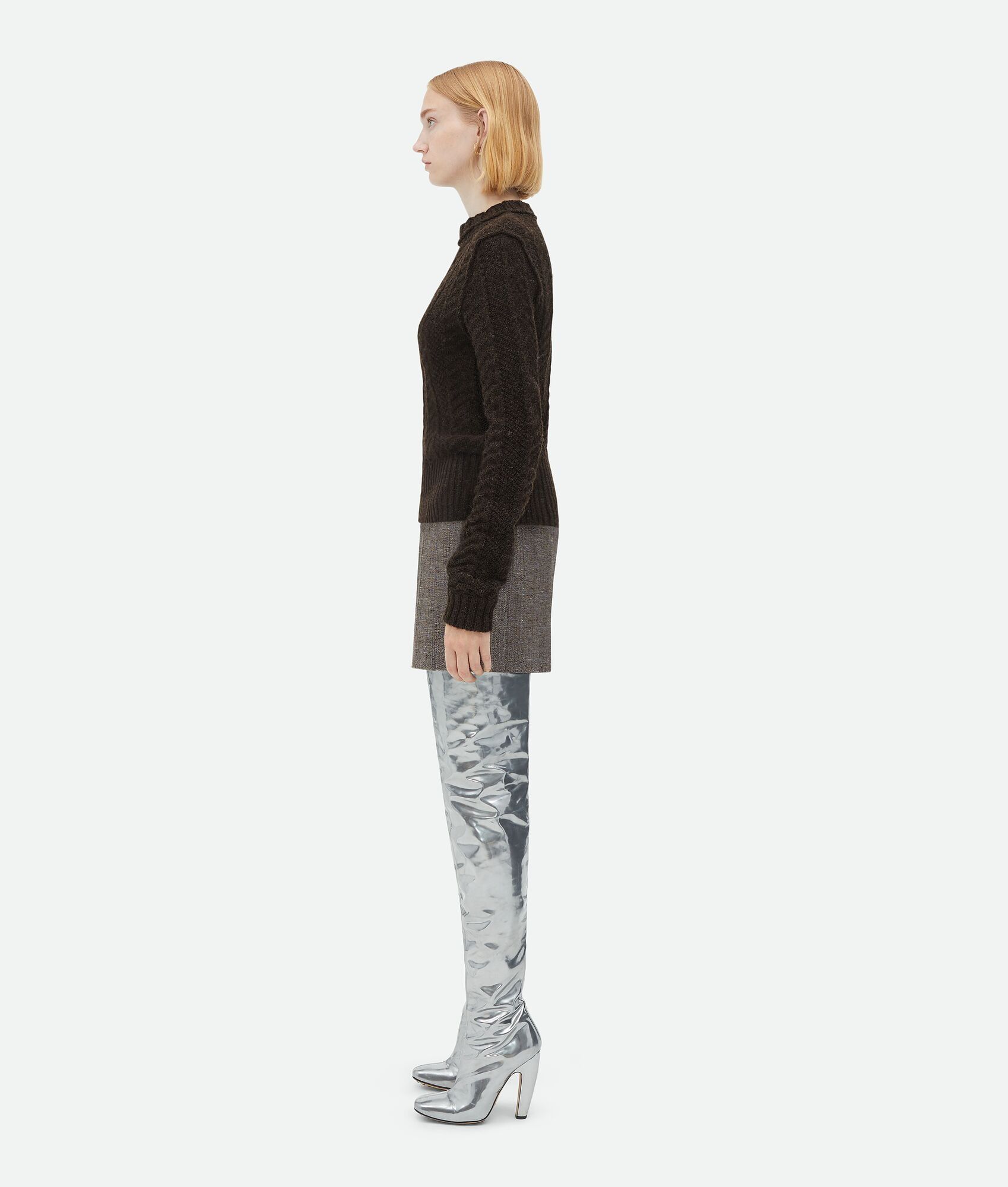 Bottega Veneta o1n1vont0325 Shetland Chevron Ribs Sweater in Dark Chestnut Size XS / US 0-2 / IT 36-38 - 2 Thumbnail