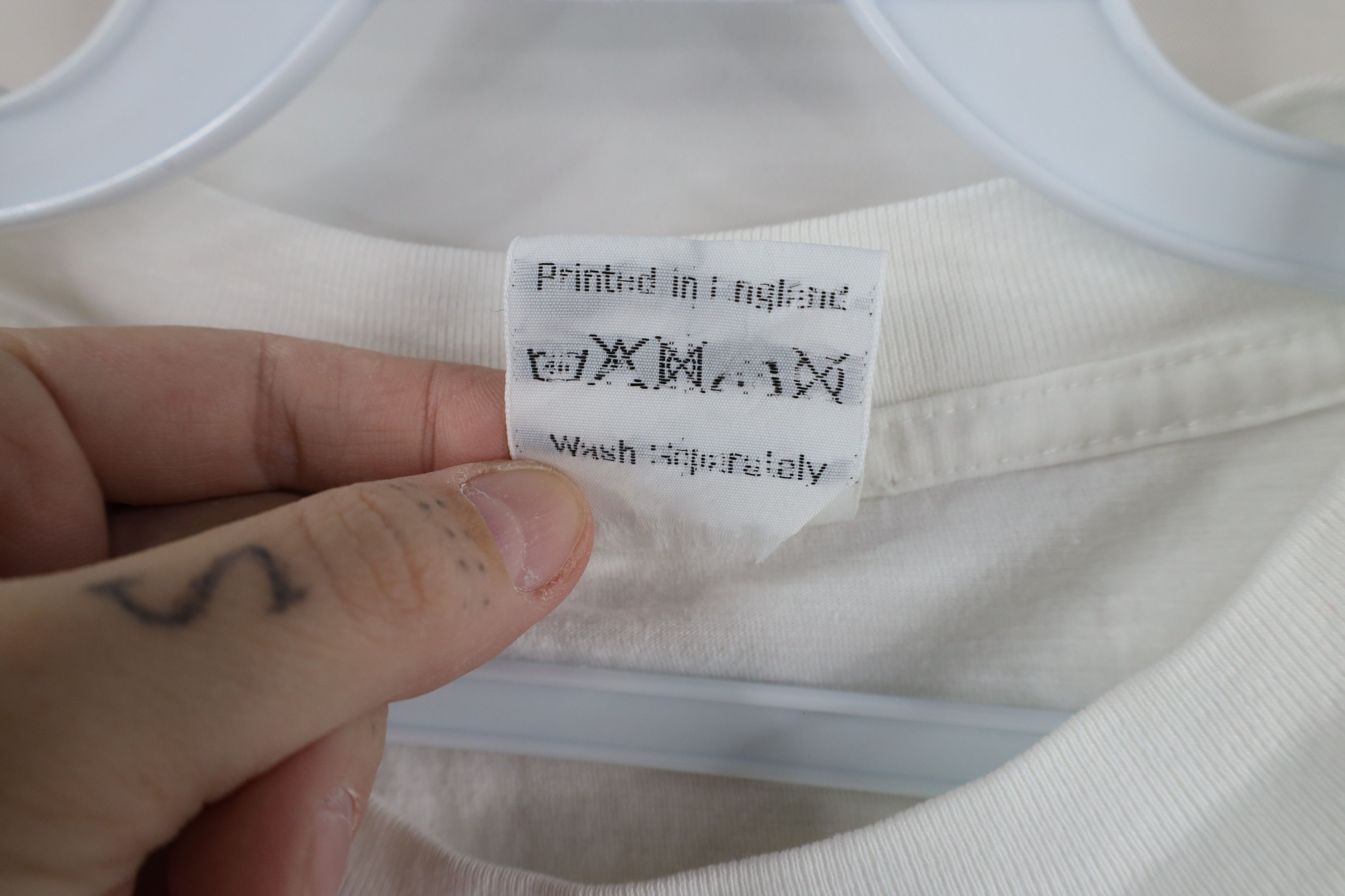 Vintage Vintage 90s Volens Potens Wanting Willing Able T-Shirt Size US L / EU 52-54 / 3 - 7 Thumbnail