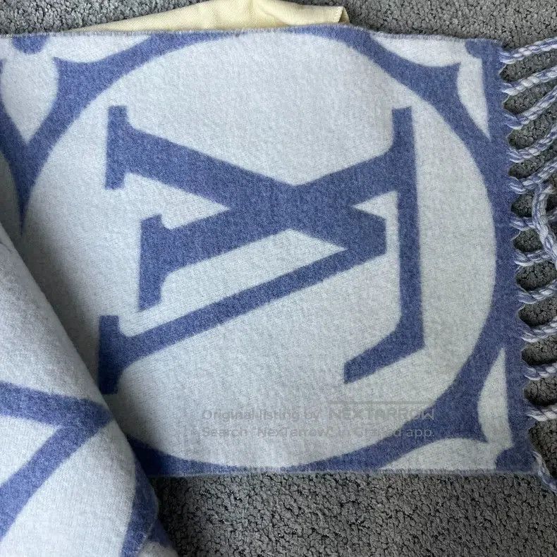 Louis Vuitton Louis Vuitton Blue jacquard knit wool scarf Size ONE SIZE - 3 Thumbnail