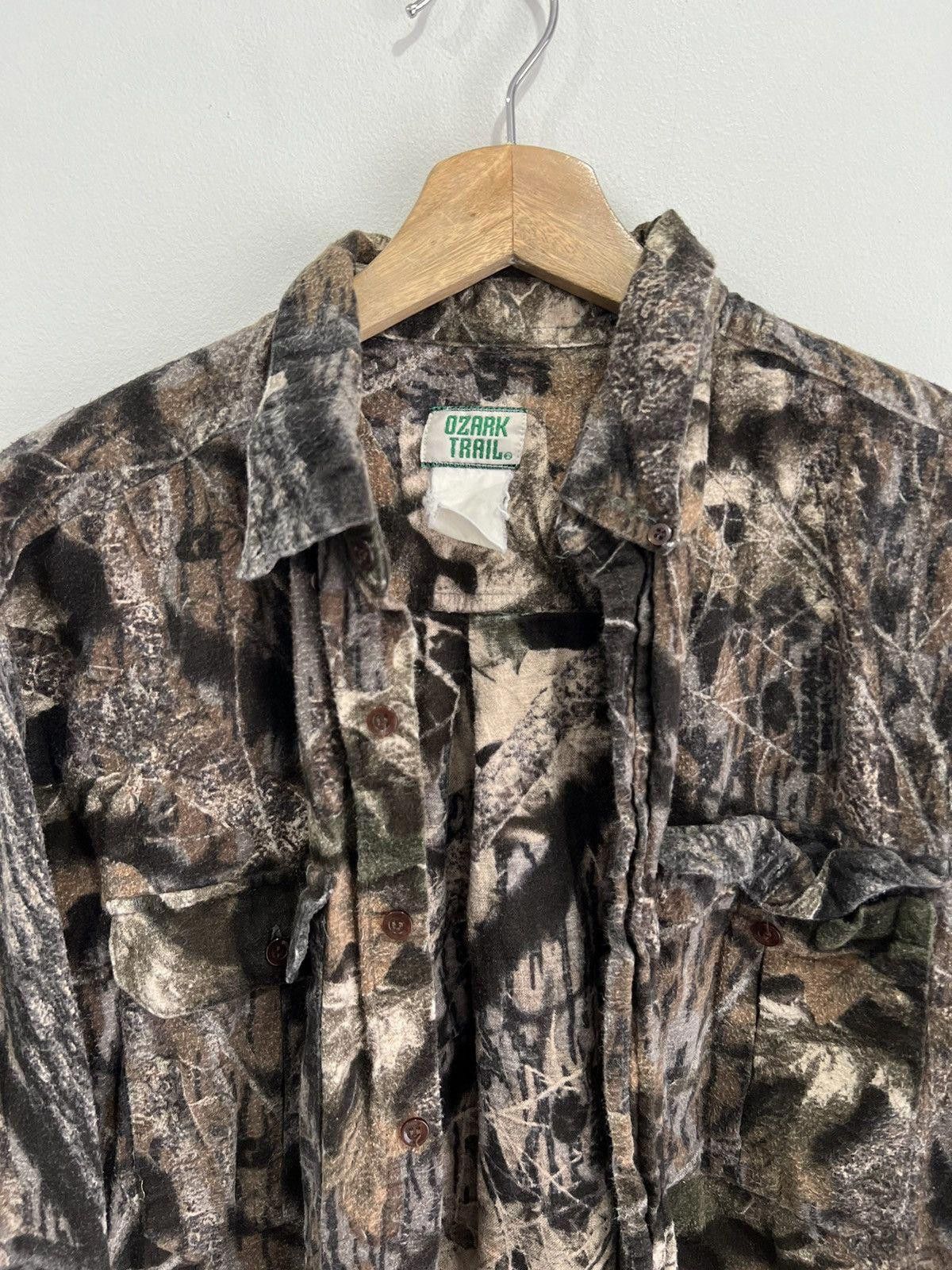 Vintage Vintage Camo Real Tree Button Up shirt Size US L / EU 52-54 / 3 - 3 Thumbnail