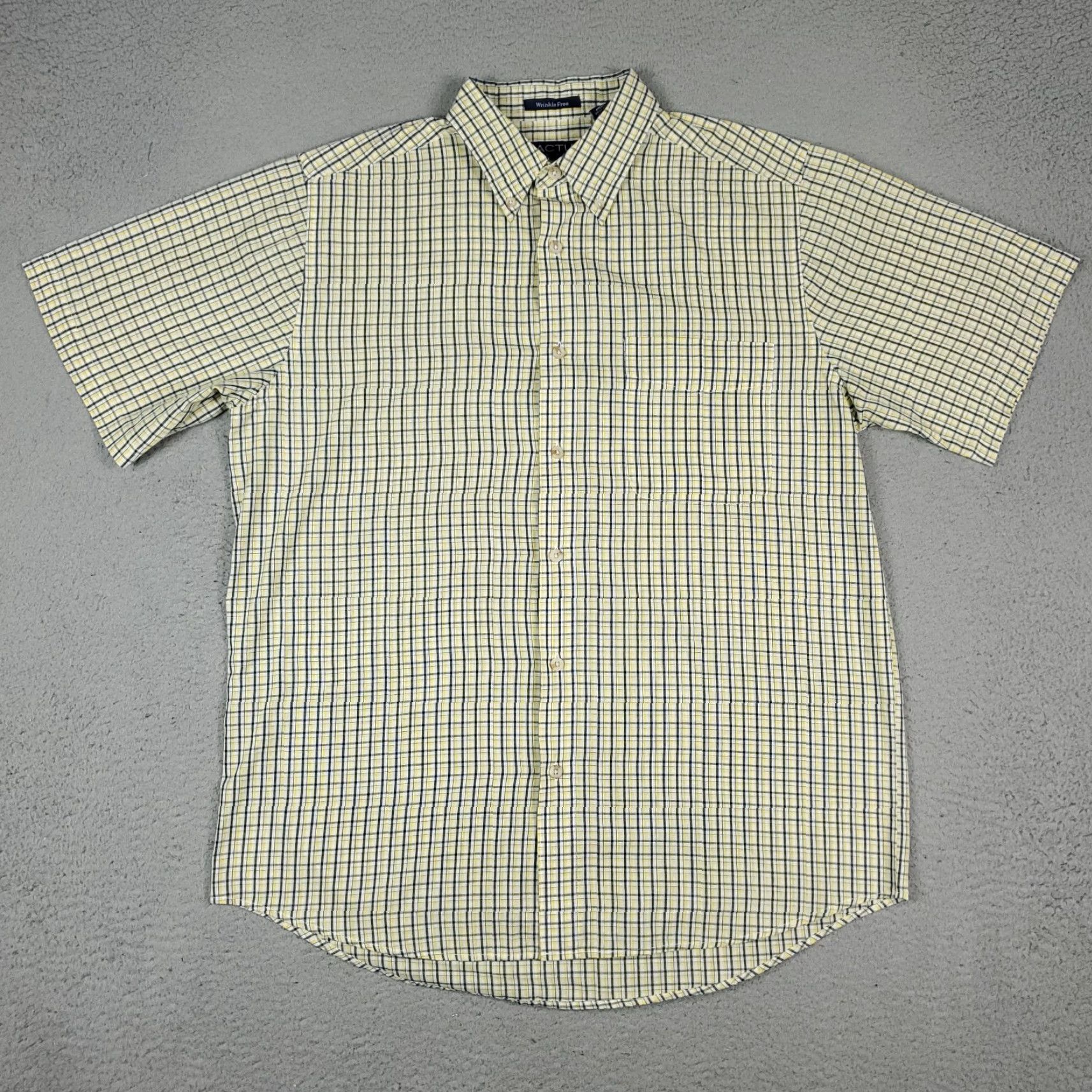 Vintage Cactus Shirt Mens Short Sleeve Button Up Plaid Yellow Blue Size M Size US M / EU 48-50 / 2 - 3 Thumbnail