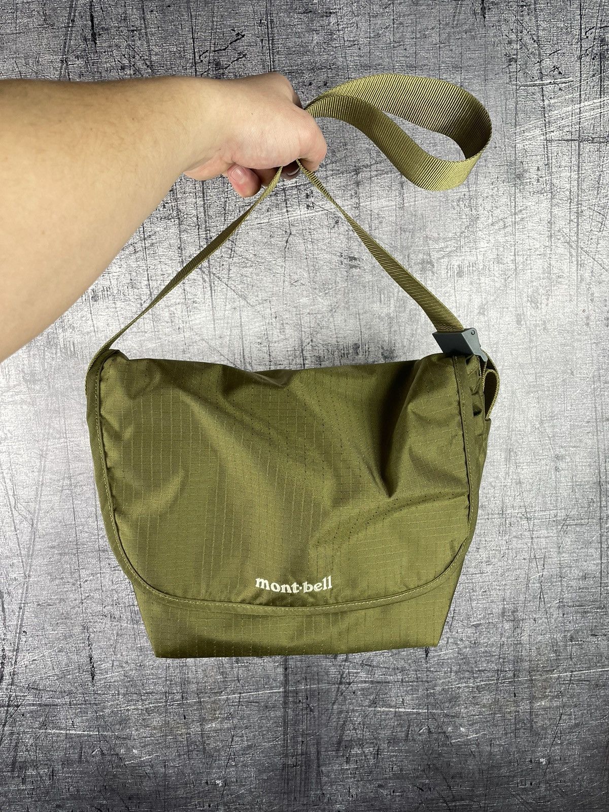 Montbell MONTBELL BERNINA FLAP SHOULDER BAG Size ONE SIZE - 4 Thumbnail