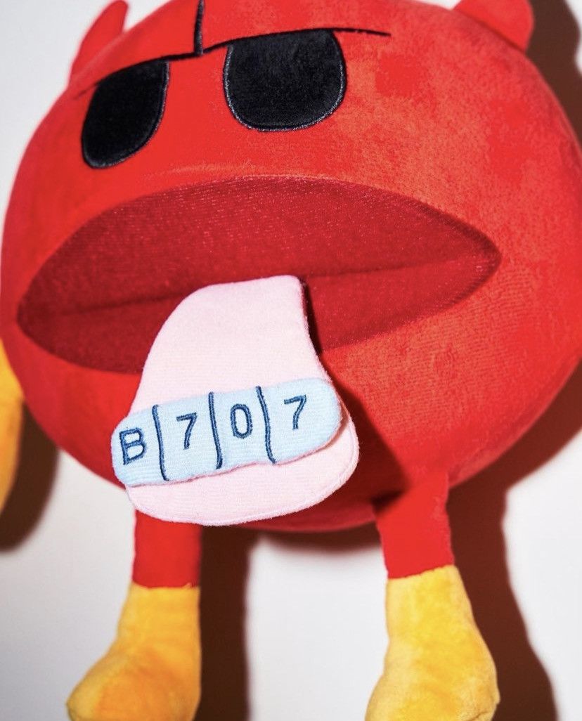 City Morgue CITY MORGUE SOS MULA SKRAP THE MENACE PLUSH TOY Size US S / EU 44-46 / 1 - 6 Thumbnail