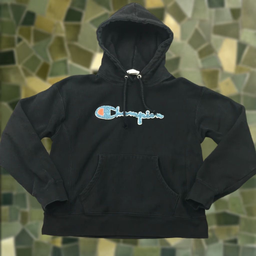 Champion Champion Hoodie Womens Medium Black Reverse Weave Embroidered Patch Scrypt Sweatshirt Pullover Front Event 90s Mens Girls Size M / US 6-8 / IT 42-44 - 1 Thumbnail
