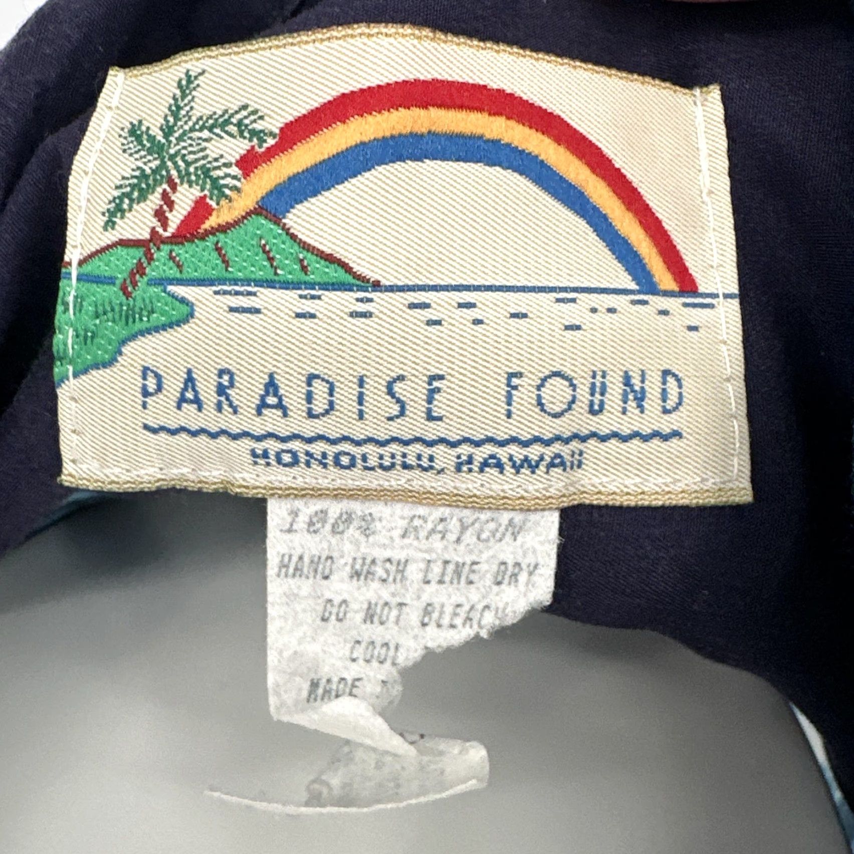 Paradise Found Paradise Found Shirt Mens XL Blue Surfboard Hawaiian Aloha Rayon Button Up Shirt (Vintage) Size US XL / EU 56 / 4 - 5 Thumbnail