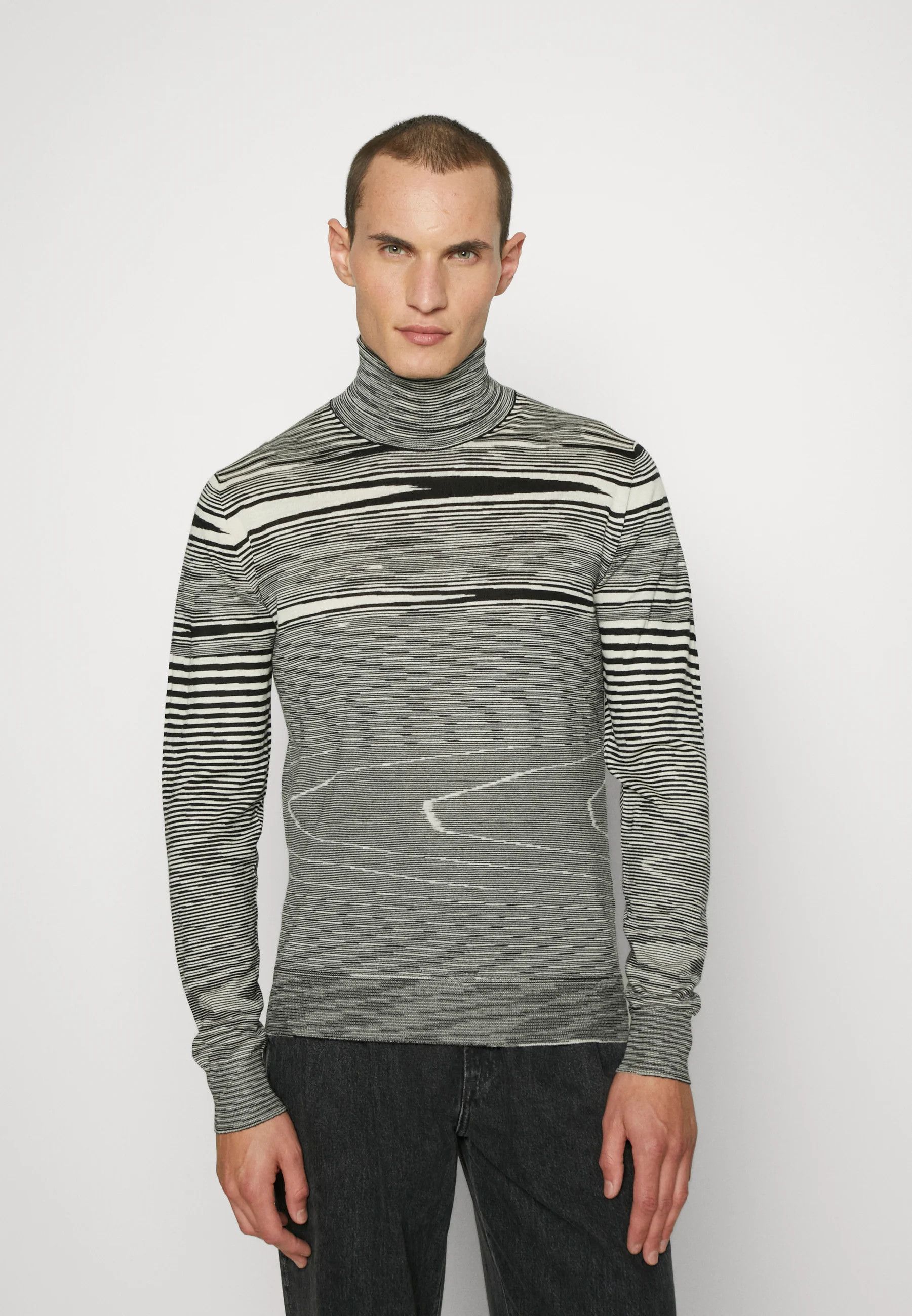 Missoni o1y0225 Turtleneck Sweatshirt in Multicolor Size US L / EU 52-54 / 3 - 4 Thumbnail