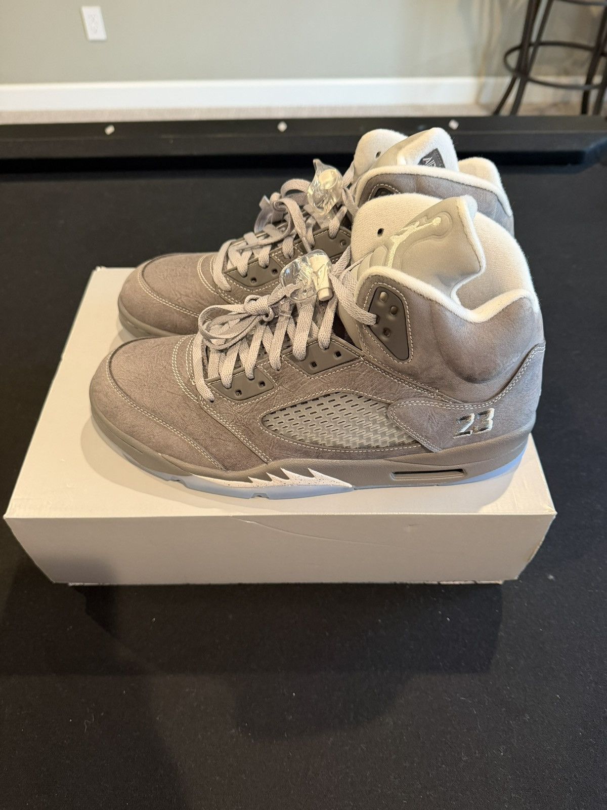 Jordan Brand Jordan Retro ‘Wolf Grey’ size 12 Size US 12 / EU 45 - 1 Thumbnail