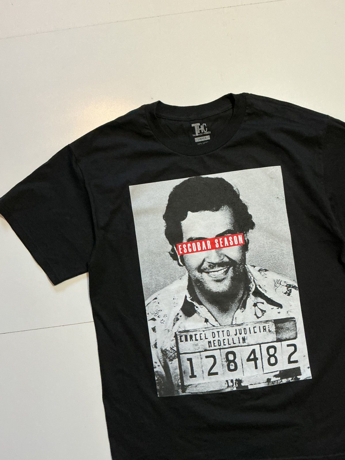 Other THC The Holy Couture Pablo Escobar Season Mugshot T-Shirt Size US L / EU 52-54 / 3 - 3 Thumbnail