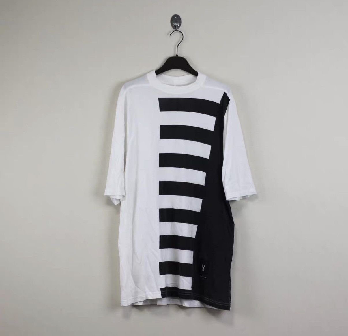 Rick Owens Rick Owens DRKSHDW 19SS "Pianist" Graphic Short Sleeve Size US S / EU 44-46 / 1 - 1 Thumbnail