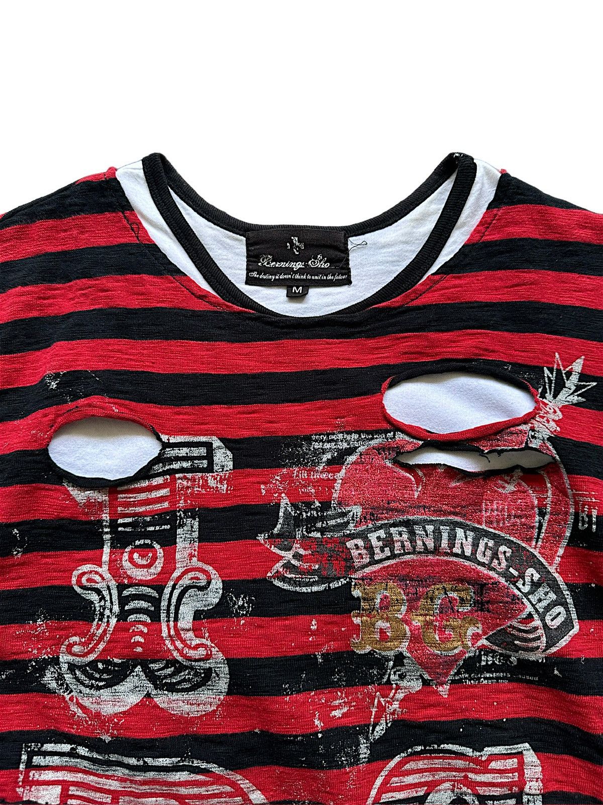 BERNINGS SHO 00's Bernings Sho distressed gothic vkei punk tee Size US M / EU 48-50 / 2 - 4 Thumbnail