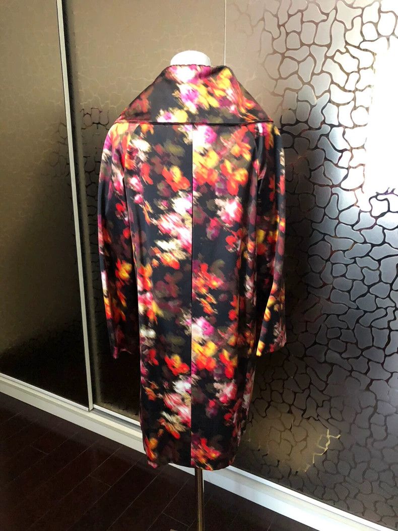 Versace Versace Runway Silk Floral Coat- dmc Size US M / EU 48-50 / 2 - 1 Thumbnail