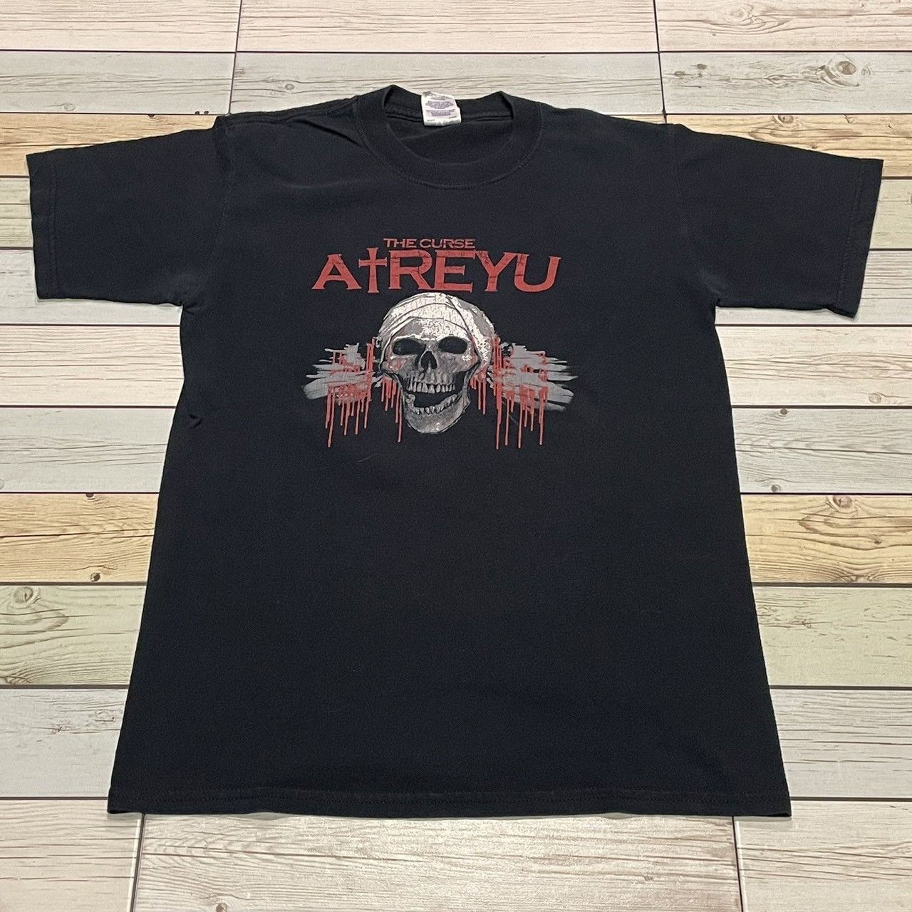Band Tees × Vintage Rare Vintage Atreyu Emo Metal Band Tour Tee Size US S / EU 44-46 / 1 - 1 Thumbnail