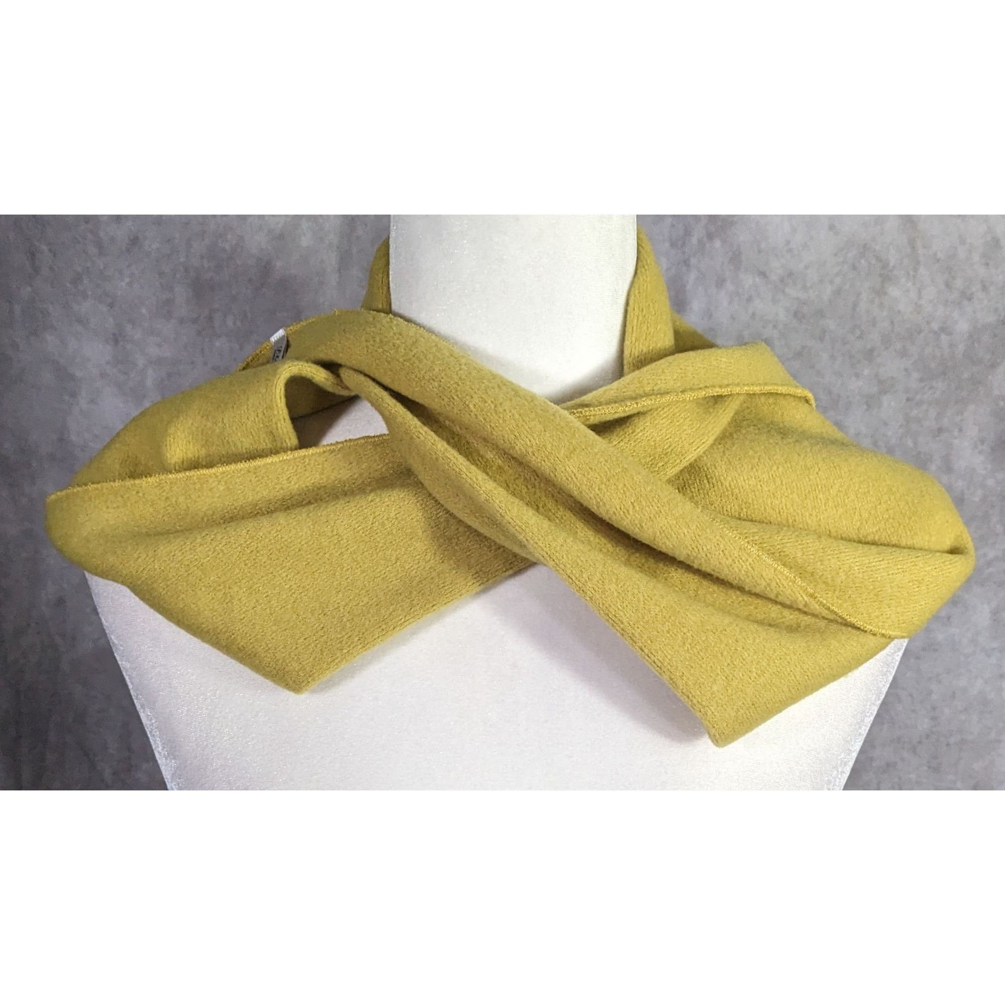 Other Medieval Style Yellow Fleece Scarf With Pom-Poms - 66 Inches Size ONE SIZE - 14 Thumbnail
