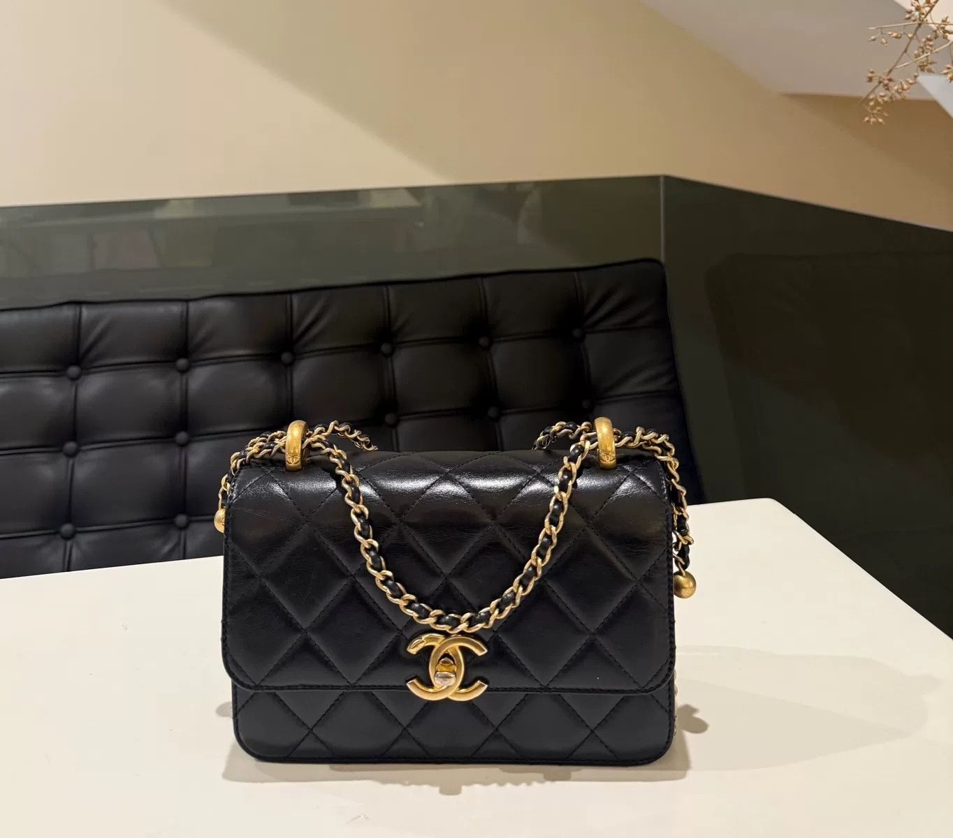 Chanel Pre-loved Bag Very good condition Size ONE SIZE - 1 Thumbnail