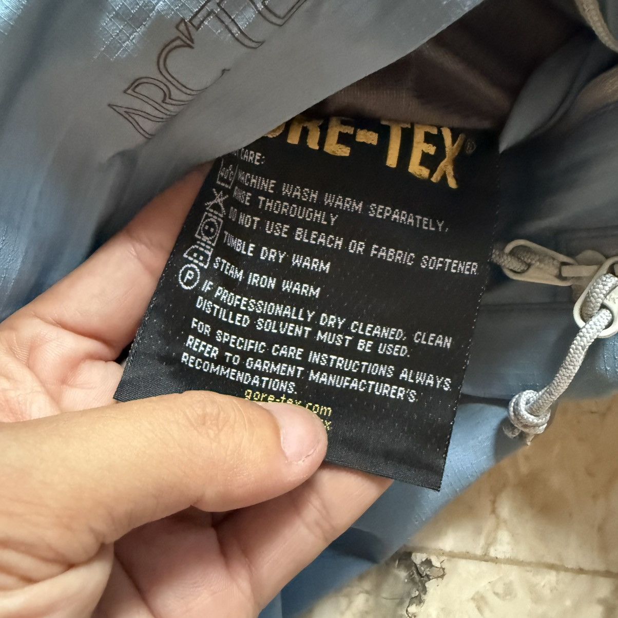 Arc'teryx Arc’teryx javelin canada made Size S / US 4 / IT 40 - 11 Thumbnail