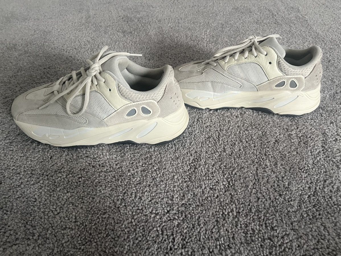 Yeezy Yeezy 700 Size US 8 / IT 38 - 3 Thumbnail