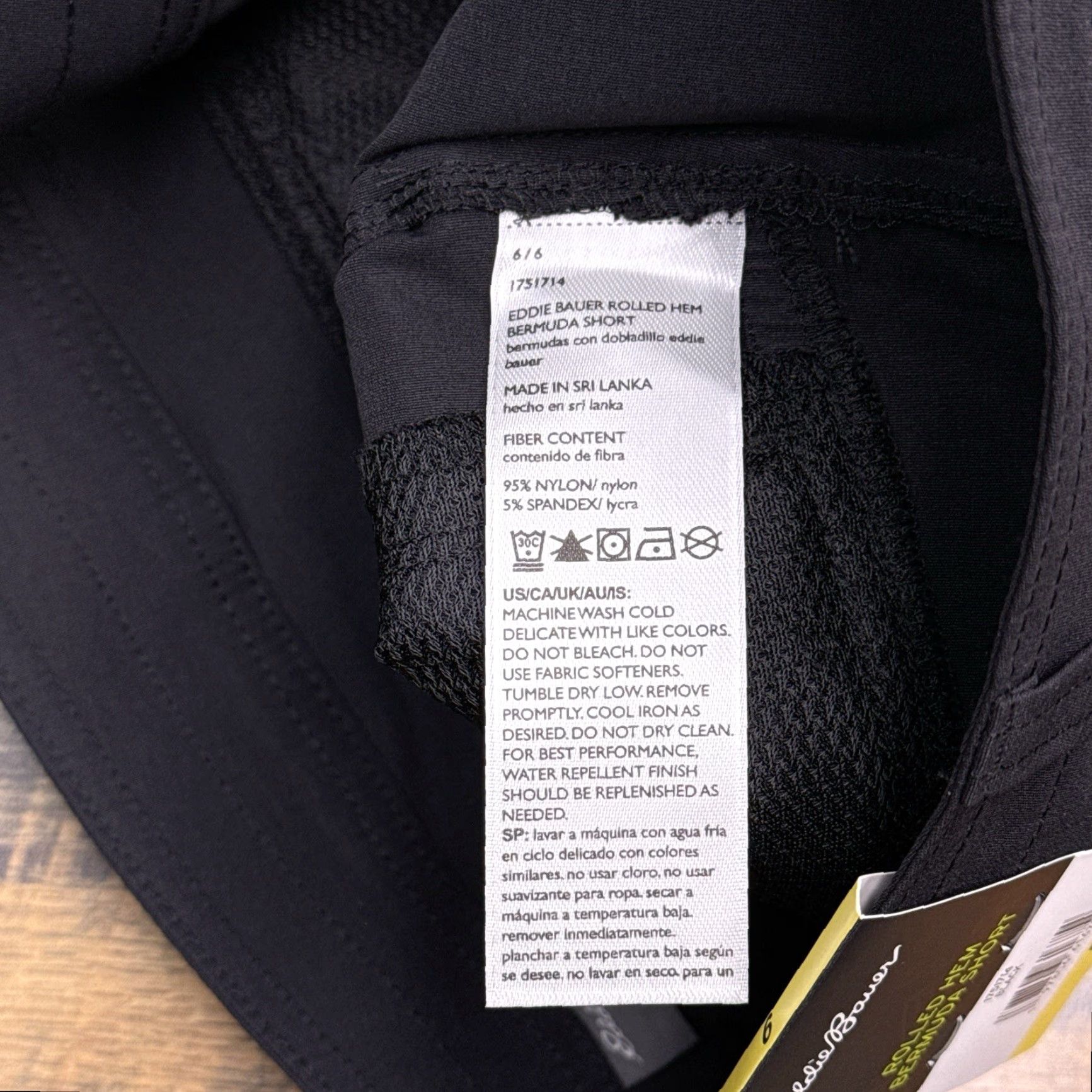 Eddie Bauer Eddie Bauer Shorts Womens 6 Black Mid Rise Stretch Rolled Hem New Size 28" / US 6 / IT 42 - 6 Thumbnail