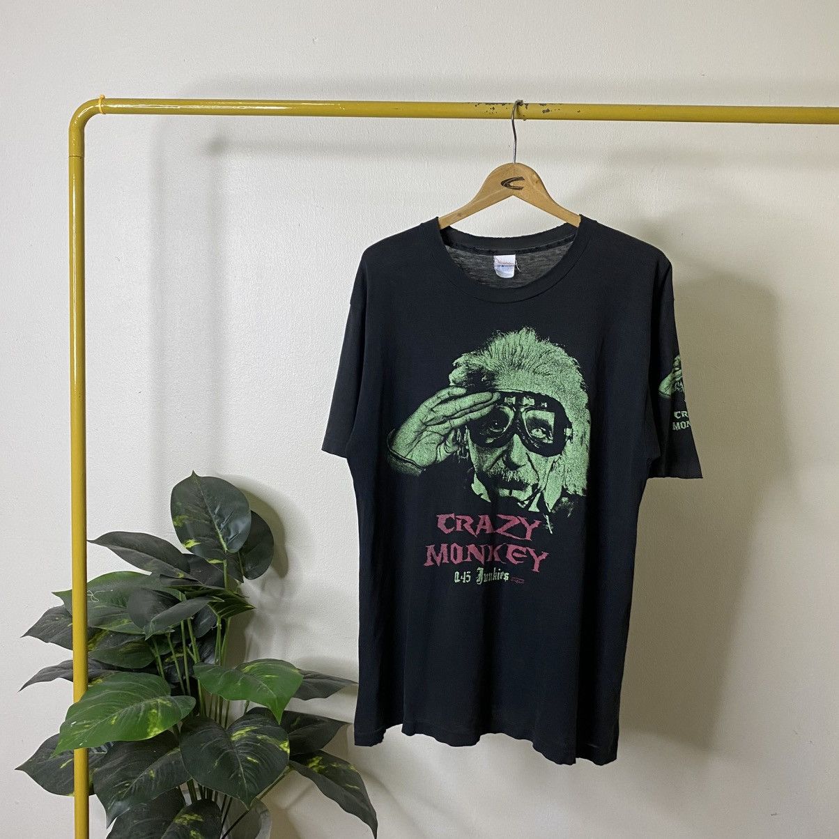 Vintage 2000s Albert Einstein Crazy Monkey Faded Black T Shirt Size US L / EU 52-54 / 3 - 1 Thumbnail