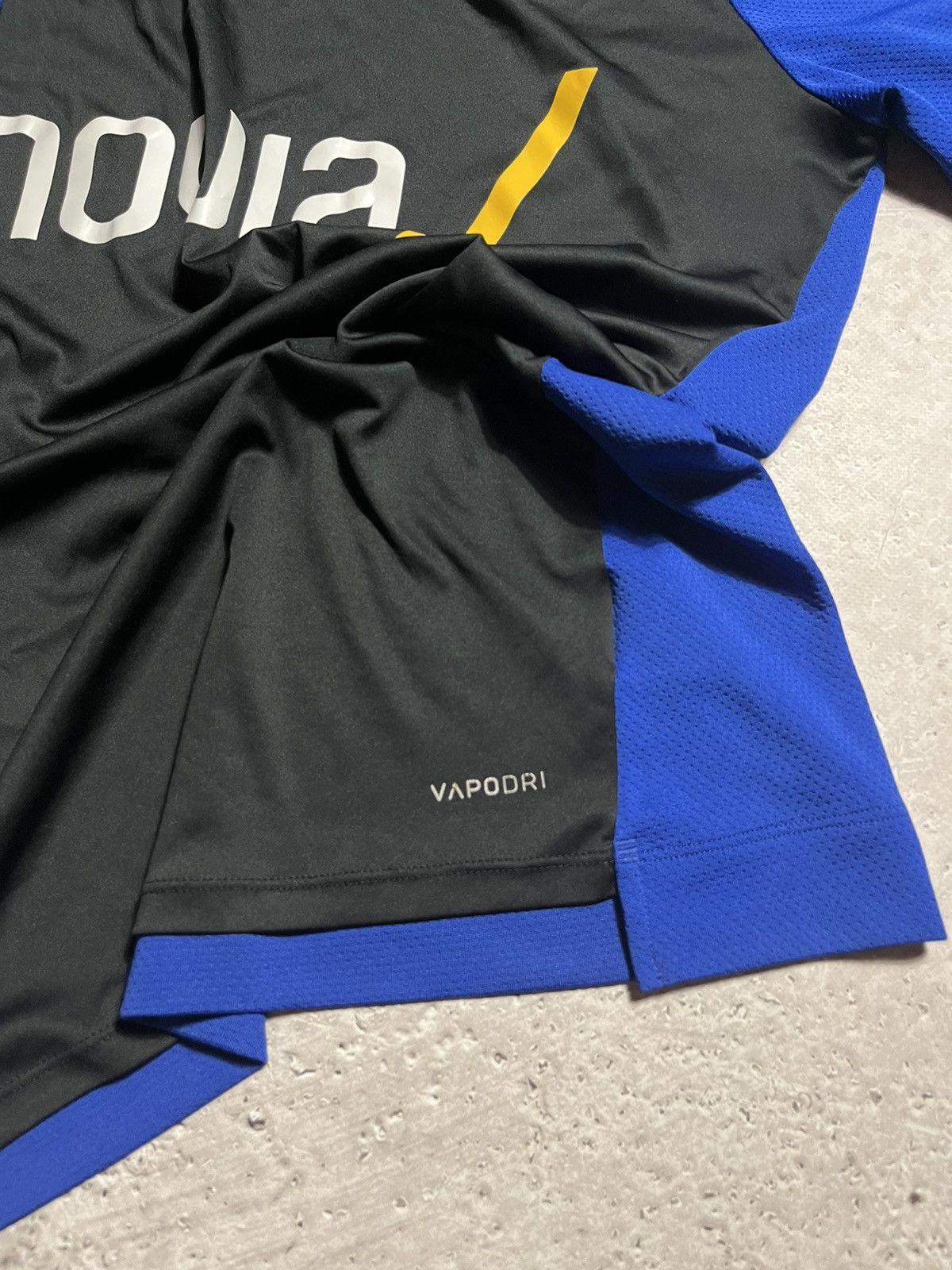 Canterbury of New Zealand Bath Rugby Canterbury Vapodri Training Jersey – Official Size US M / EU 48-50 / 2 - 10 Thumbnail