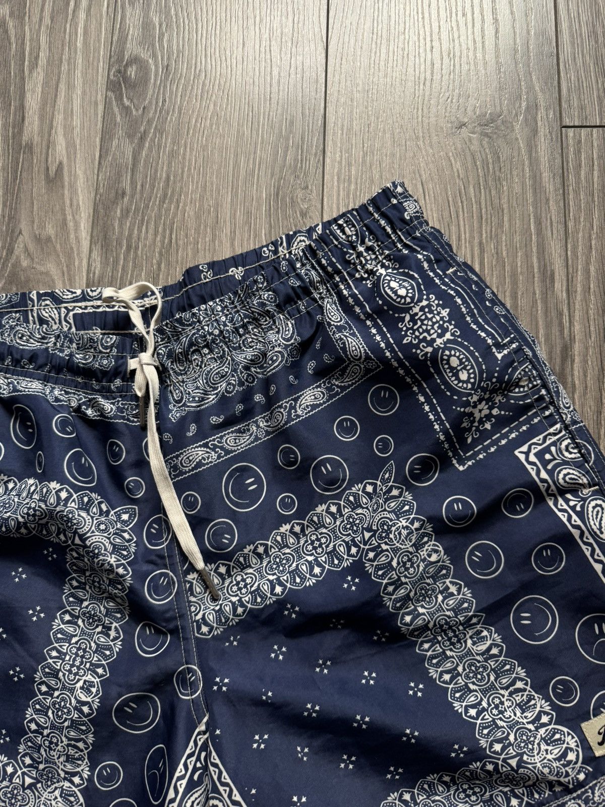 Bather Bather Navy Bandana Print Swim Trunks M Size US 31 - 2 Thumbnail