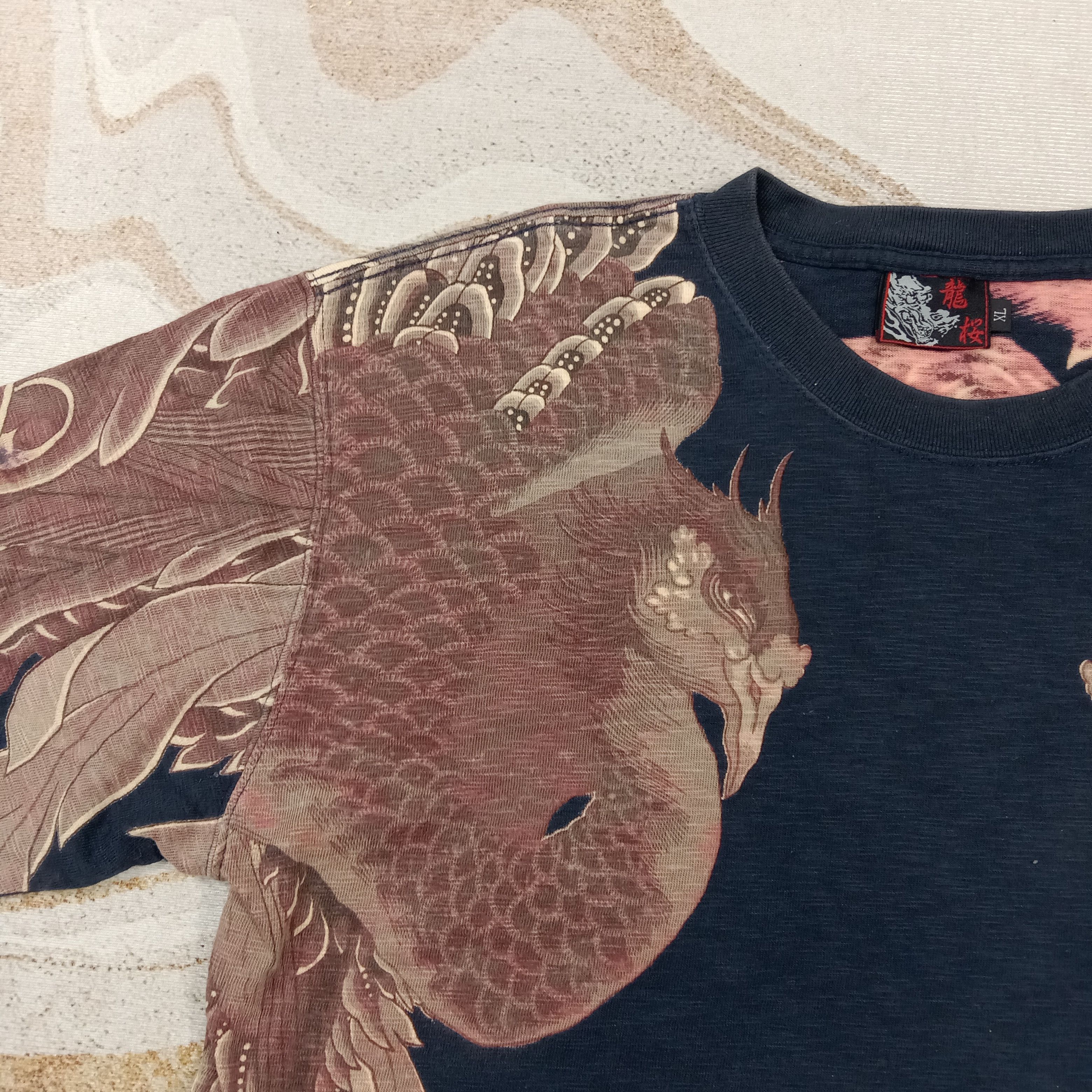 Japanese Brand RYUZAKURA Phoenix Design Sukajan Tshirt C276N25 Size US L / EU 52-54 / 3 - 2 Thumbnail