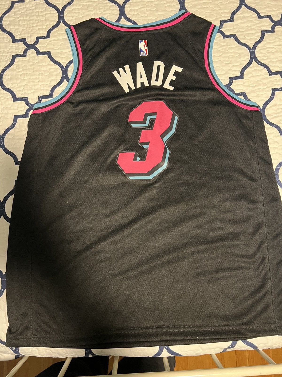 Nike Miami Heat Vice Nights Dwyane Wade Swingman Jersey Size US XL / EU 56 / 4 - 2 Thumbnail