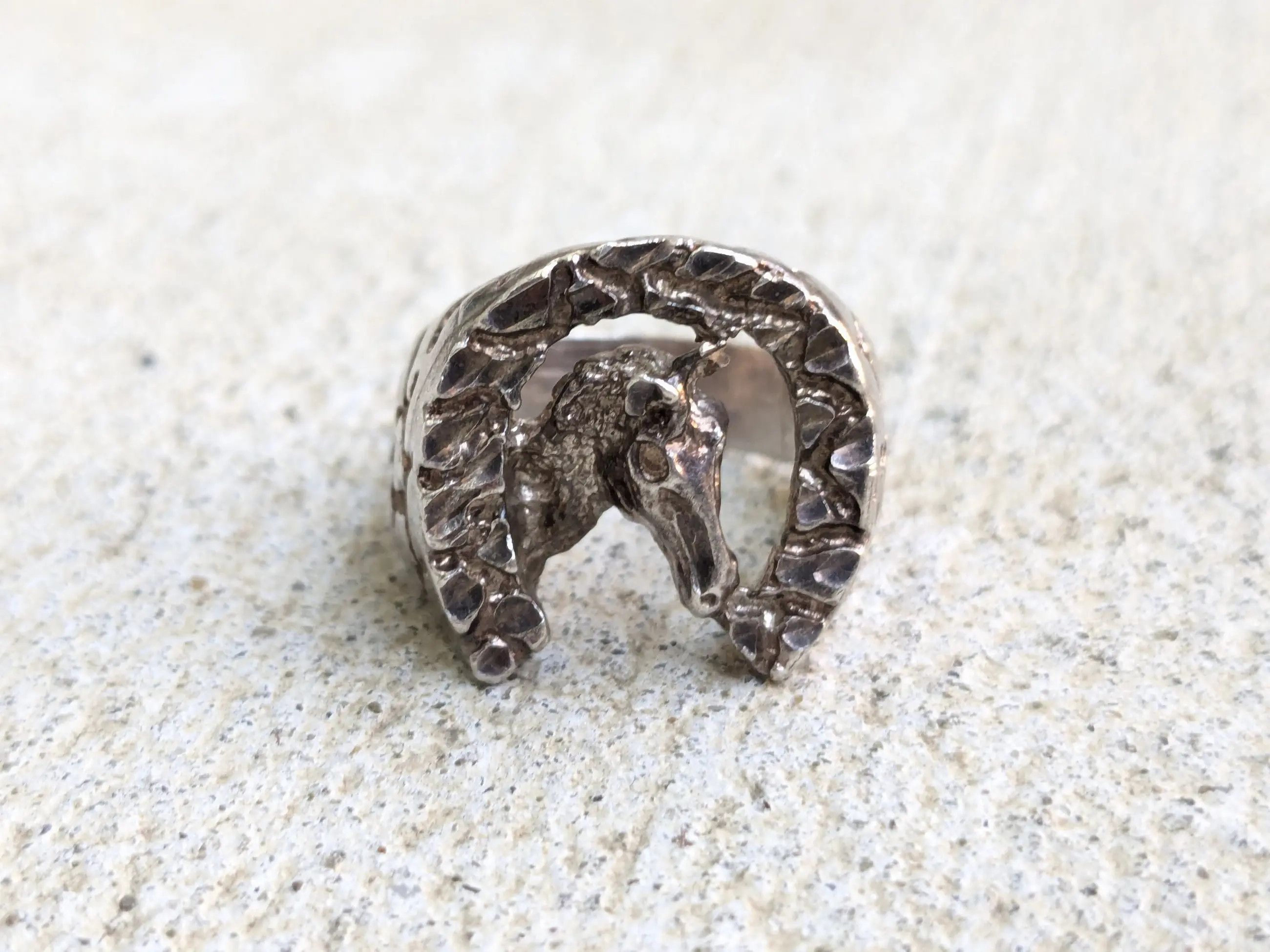 Jewelry Vintage Sterling Silver Ring Horseshoe Nugget 10.75 Size ONE SIZE - 2 Thumbnail