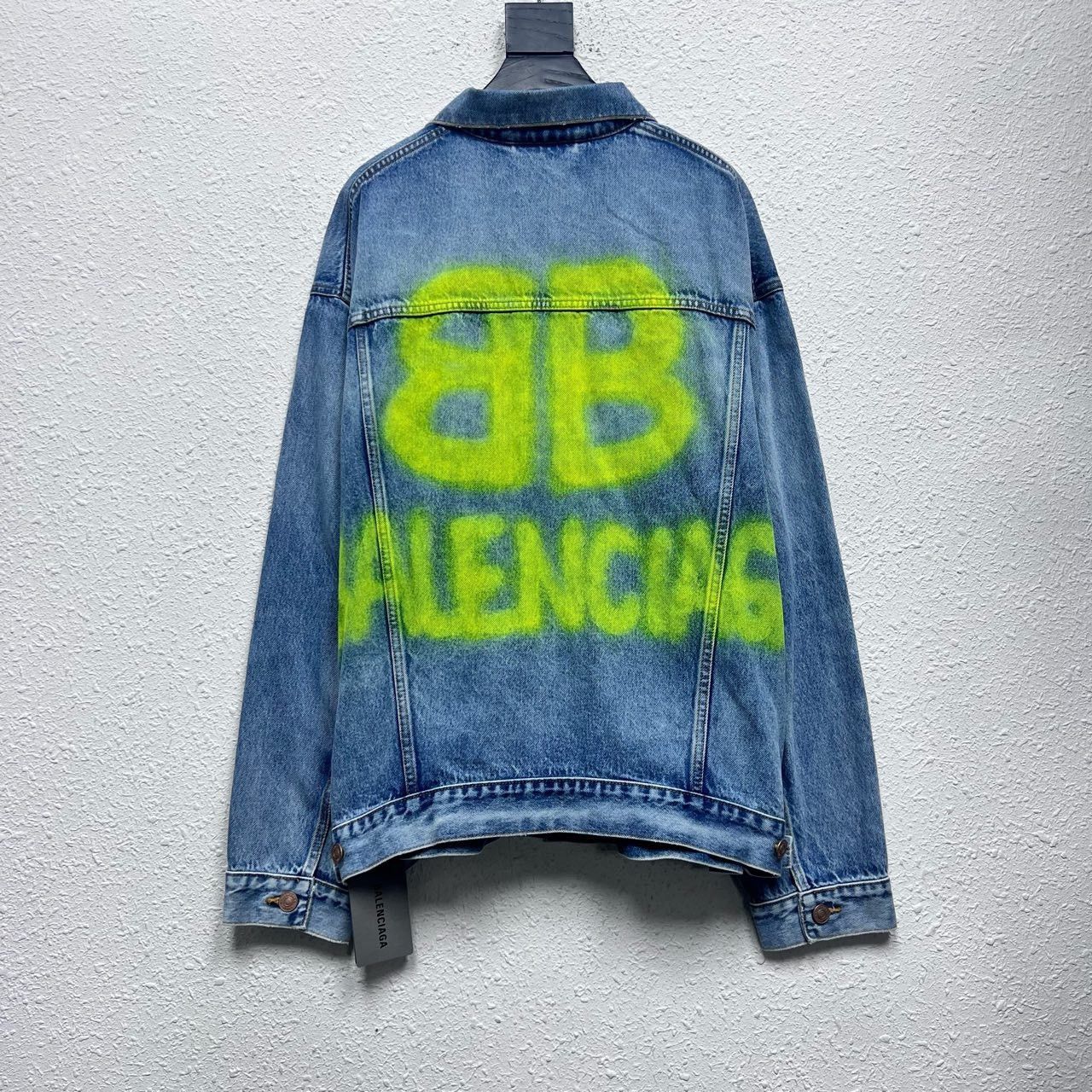 Balenciaga Balenciaga Double B Graffiti Denim Jacket 2501-Nextarrow Size US S / EU 44-46 / 1 - 2 Thumbnail