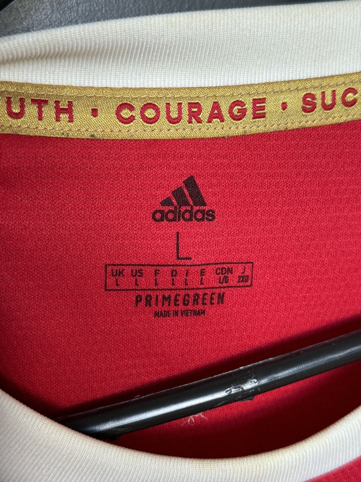 Adidas sticky prints Manchester United 21/22 Home Ronaldo Jersey Size US L / EU 52-54 / 3 - 19 Thumbnail
