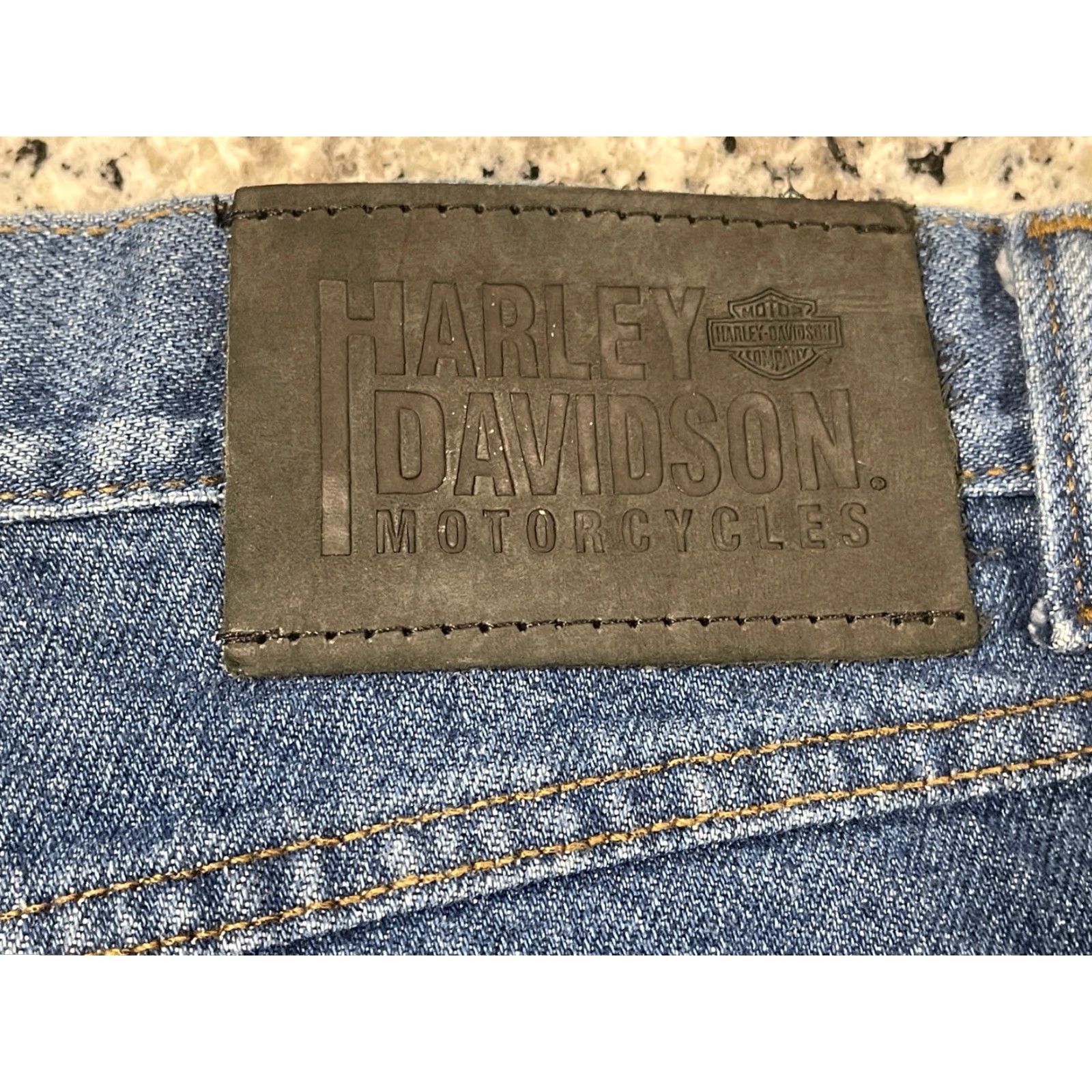 Harley Davidson VINTAGE Harley-Davidson Denim Shorts Women's Size 10 Blue Casual Biker Stretch Pockets Size 30" / US 8 / IT 44 - 4 Thumbnail