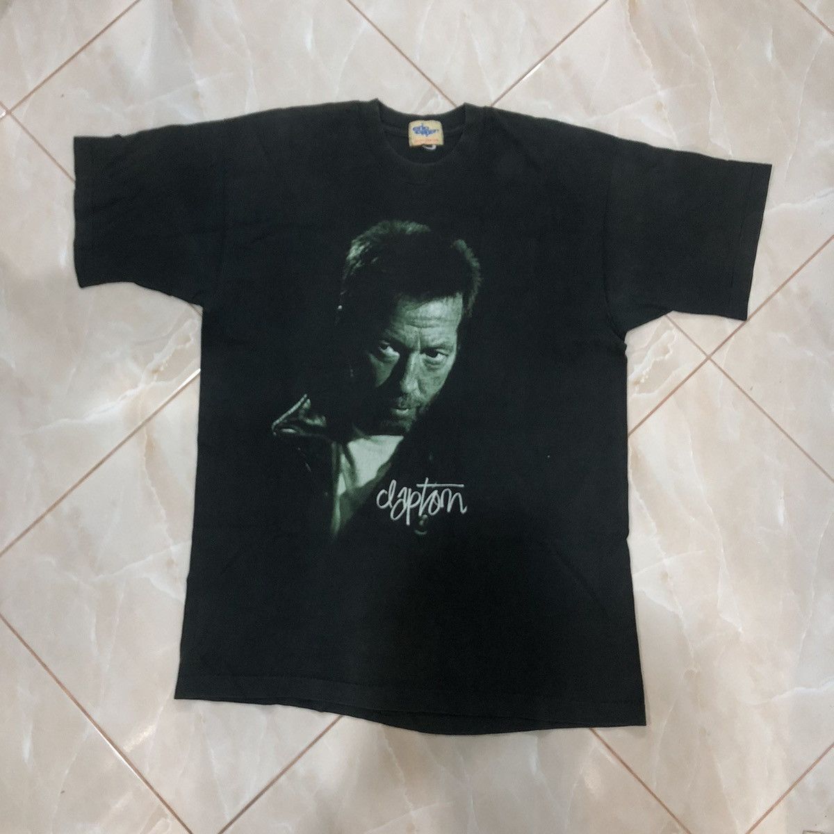 Vintage Vintage Eric Clapton Japan Tour 97 Shirt Size US M / EU 48-50 / 2 - 1 Thumbnail