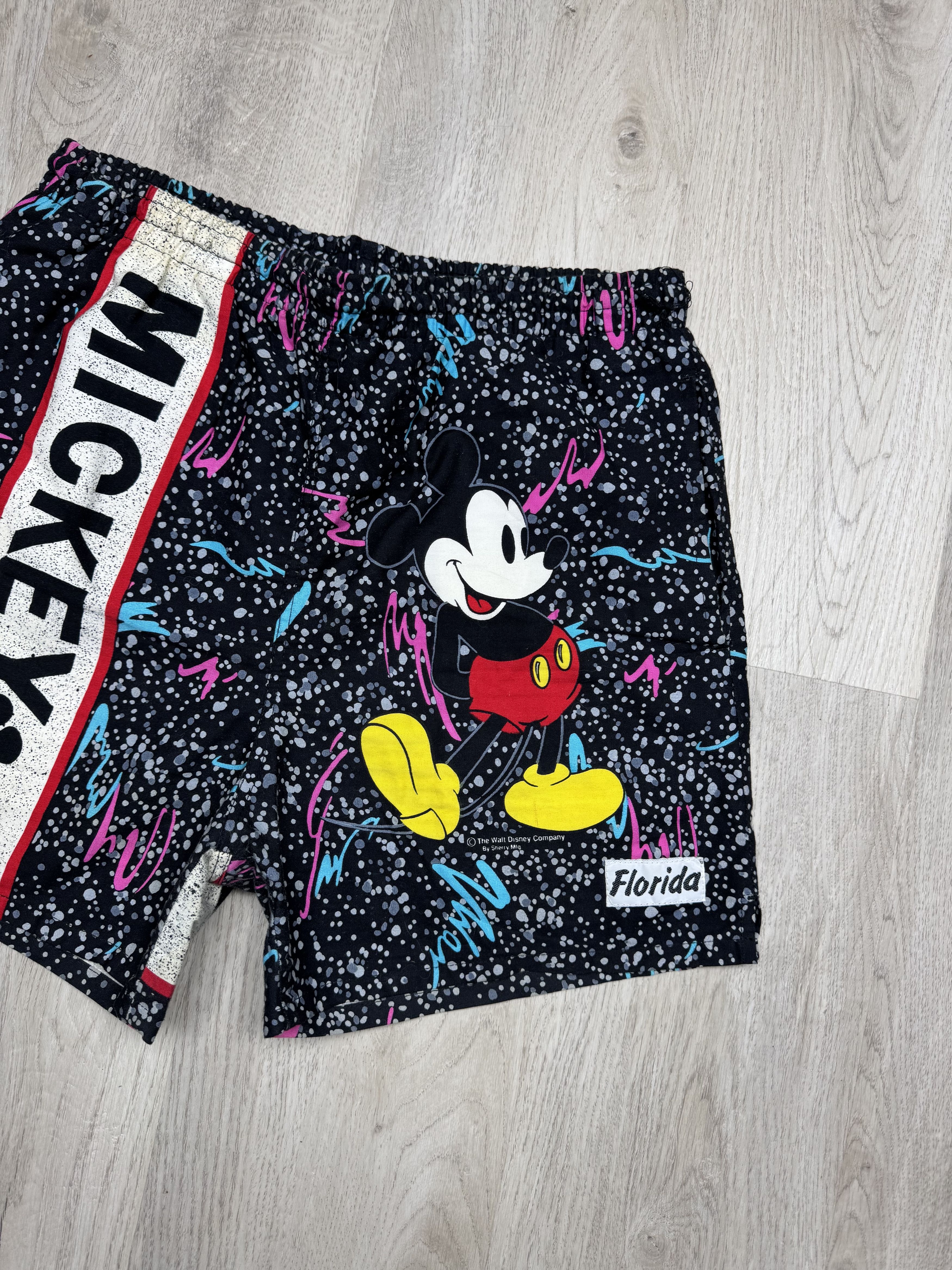 Mickey Mouse Mickey Mouse Disney Vintage Mens Shorts Size US 32 / EU 48 - 2 Thumbnail