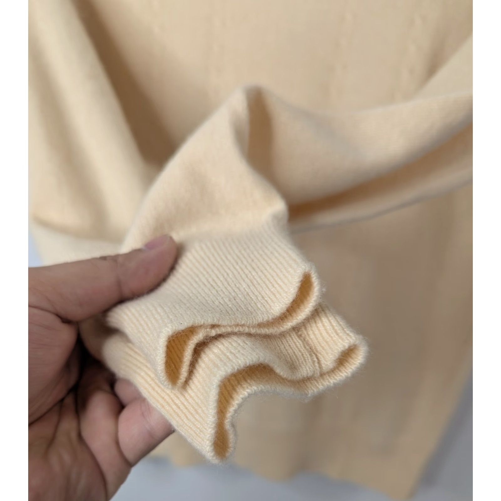 Vintage Albert Ferguson LTD 100% Pure Cashmere Rib Sweater Pullover Beige Unisex Adults One Size Long Sleeve Hand Wash Only Scotland Size ONE SIZE - 5 Thumbnail