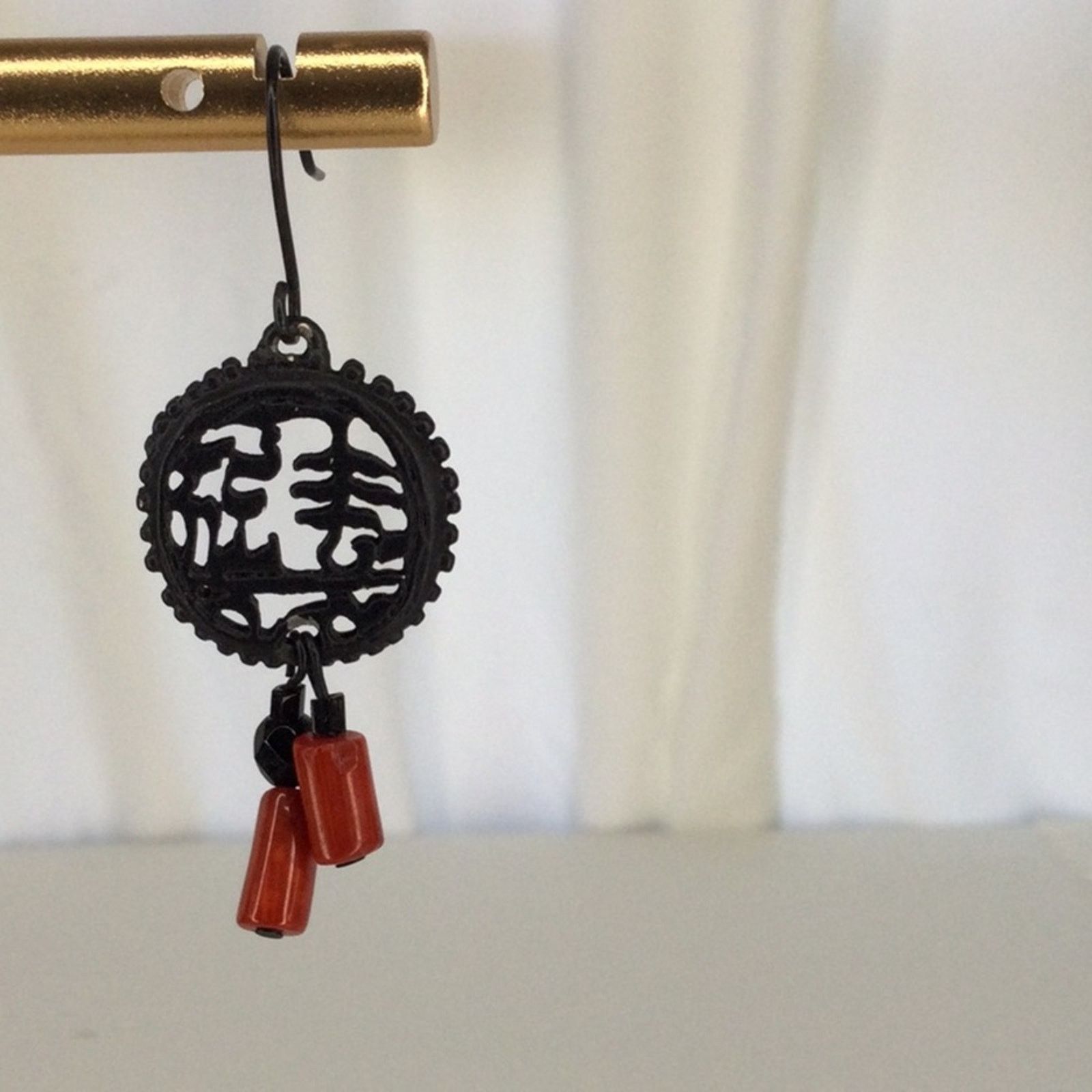 Other Black & Red Asian Inspired Bead Retro 90's Dangle Earrings Size ONE SIZE - 3 Thumbnail