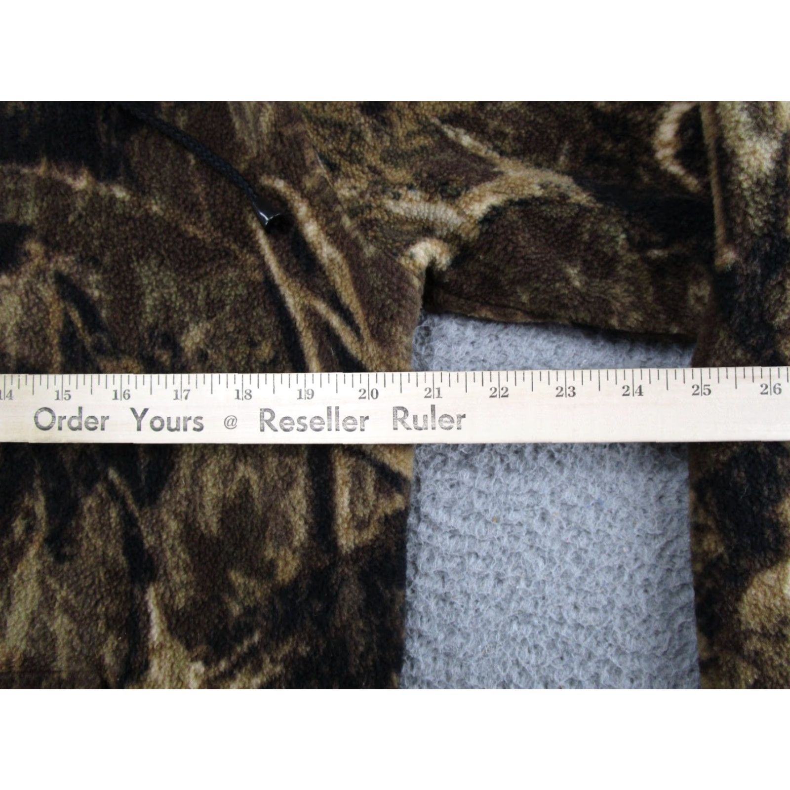 Vintage VINTAGE North River Outfitters AOP All Over Print Whitetail Deer Fleece Zip Hoodie SZ M Size US M / EU 48-50 / 2 - 5 Thumbnail
