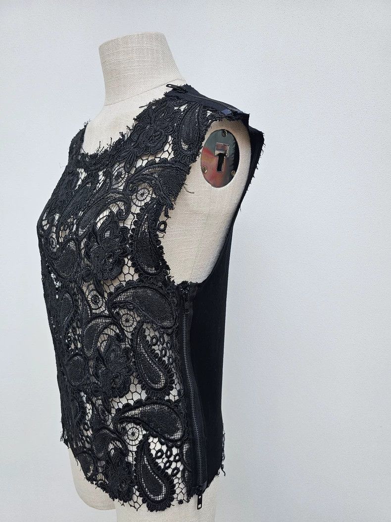 Ann Demeulemeester Ann Demeulemeester Men's and Women's Lace T-Shirt Vest Size L / US 10 / IT 46 - 5 Thumbnail